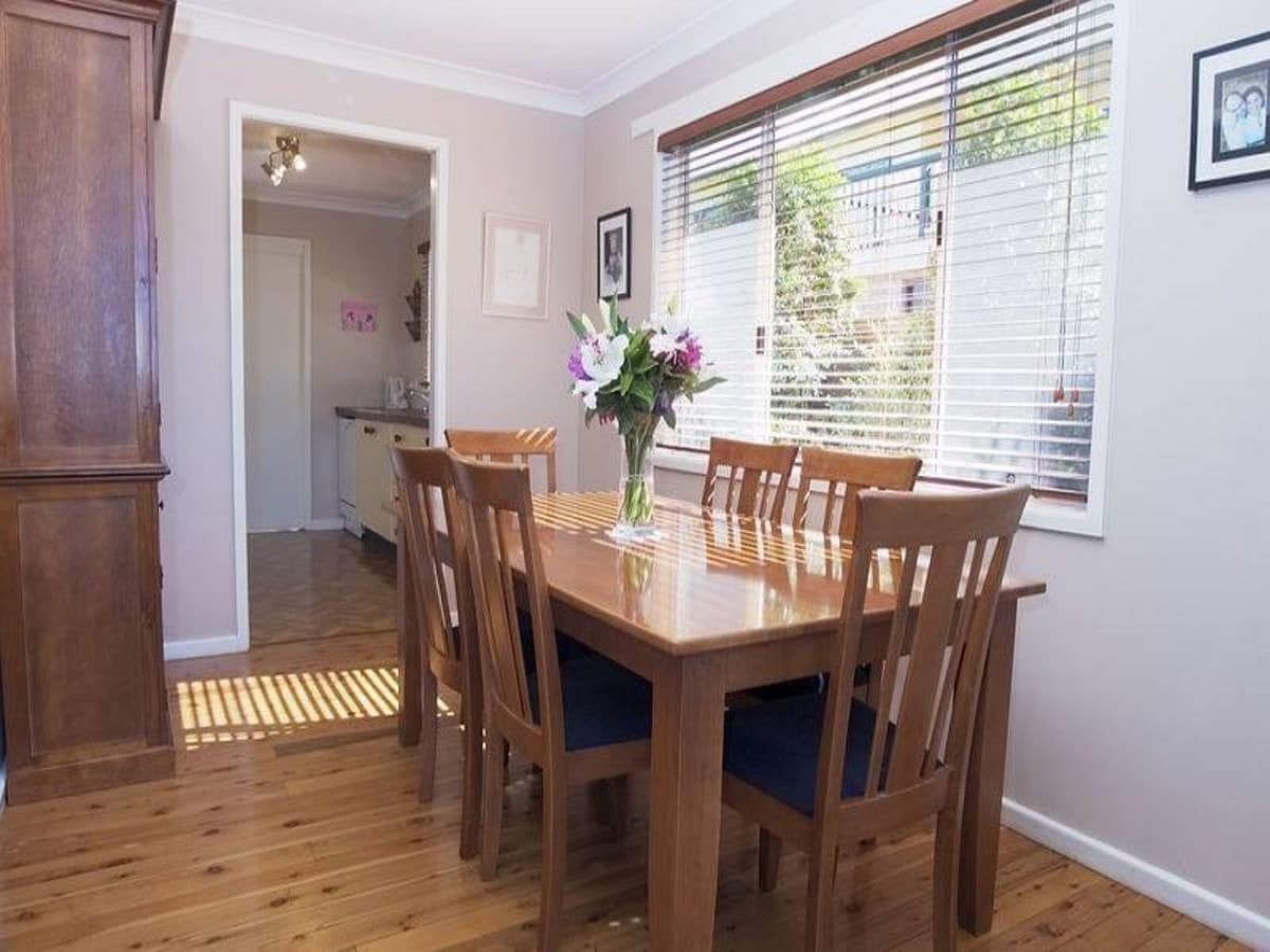 2 Koorawatha Street, HORNSBY HEIGHTS, Hornsby Heights - Thumbnail 3
