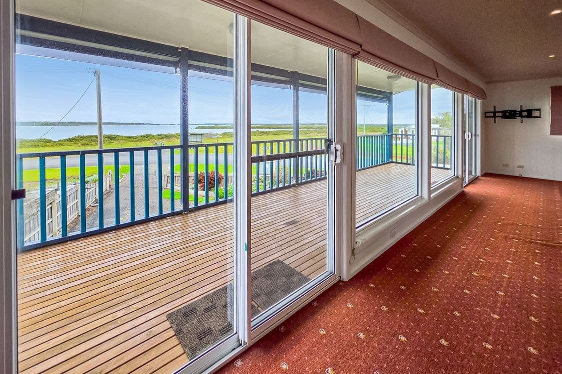 2 Beach Drive, MCLOUGHLINS BEACH, VIC 3874, McLoughlins Beach - Thumbnail 6