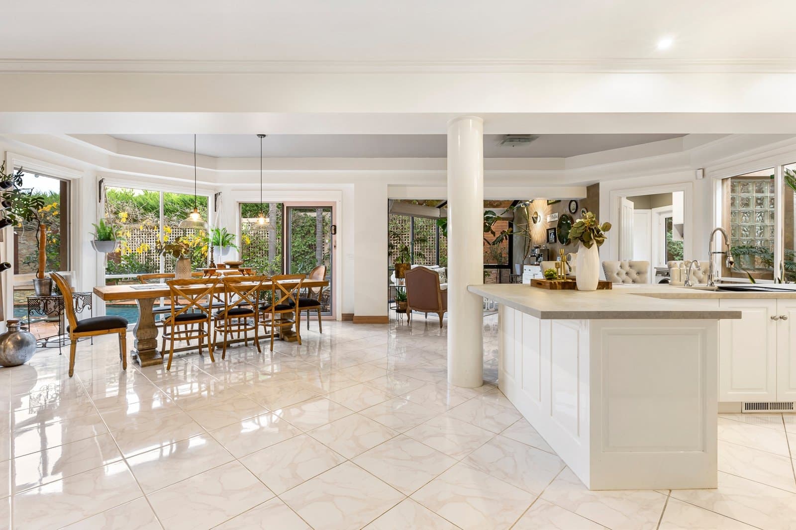 29 Strathconnan Place, Wheelers Hill, Wheelers Hill - Thumbnail 7