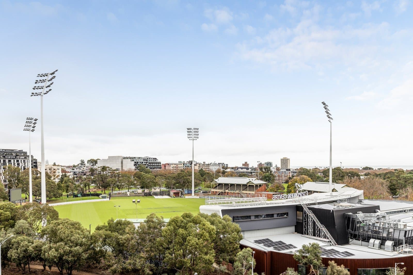 806/83 Queens Road, Melbourne, Melbourne - Thumbnail 2