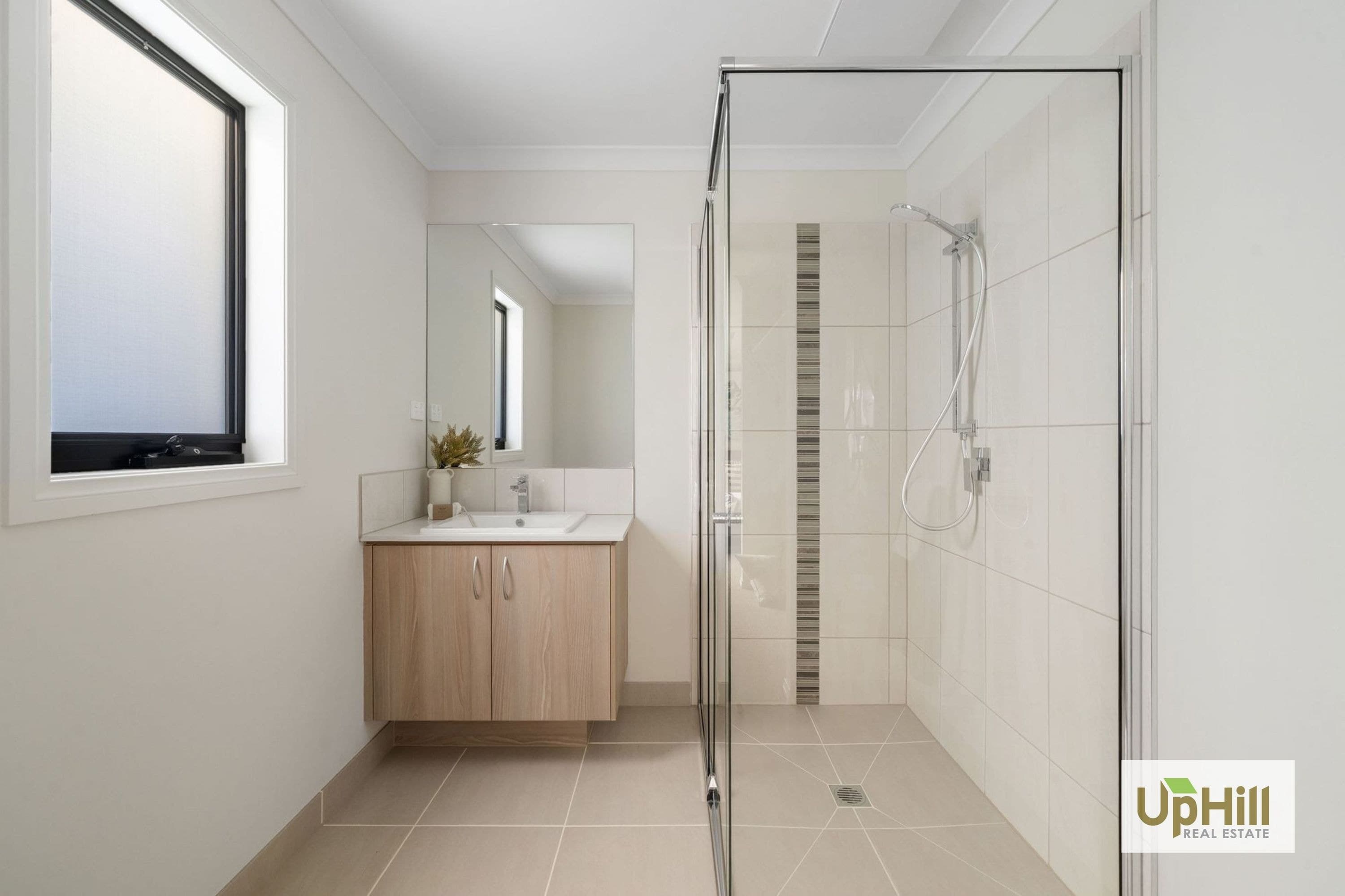 58 Ellaroo Circuit, Clyde North - Thumbnail 5