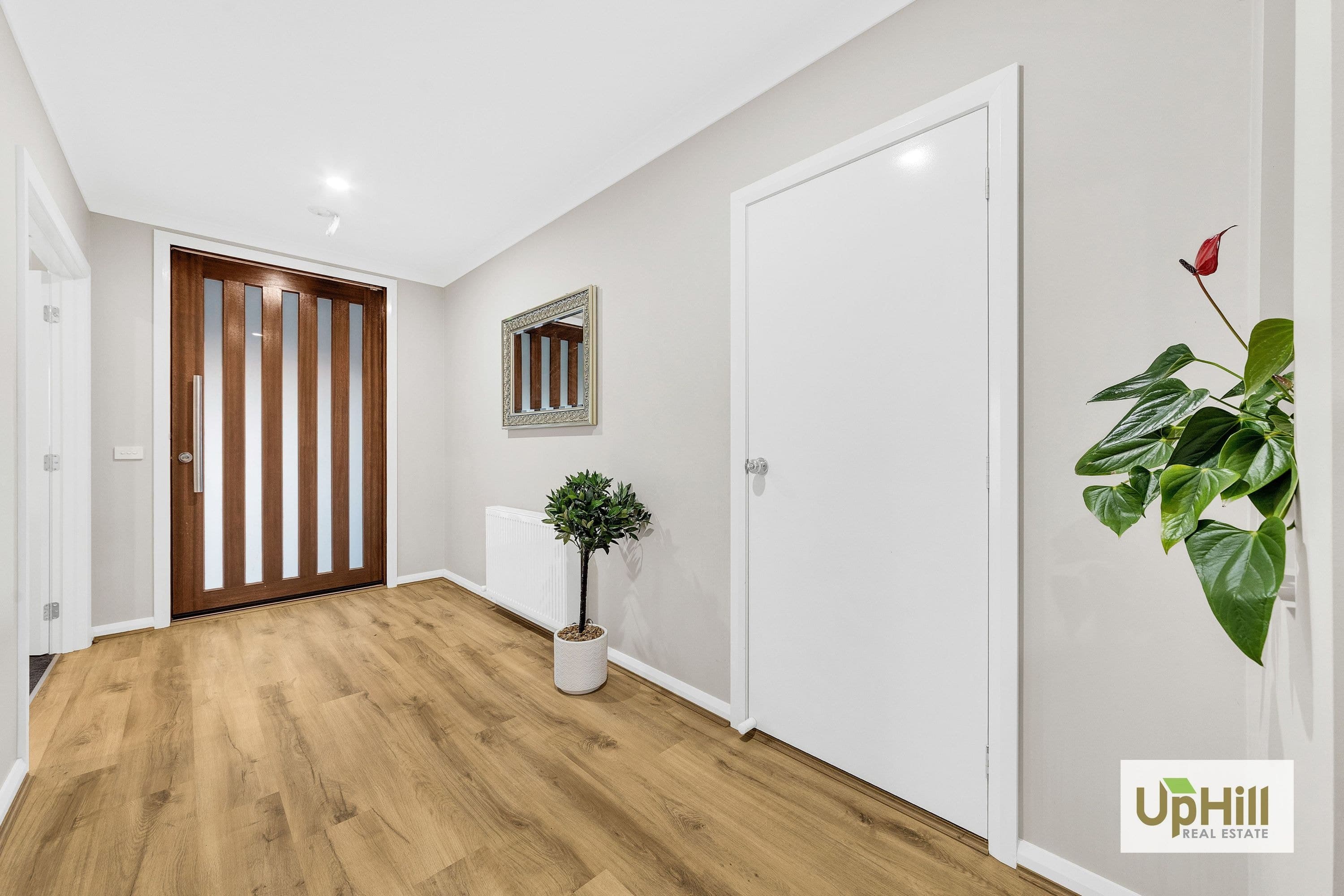 15 Raeburn Drive, Clyde North - Thumbnail 2