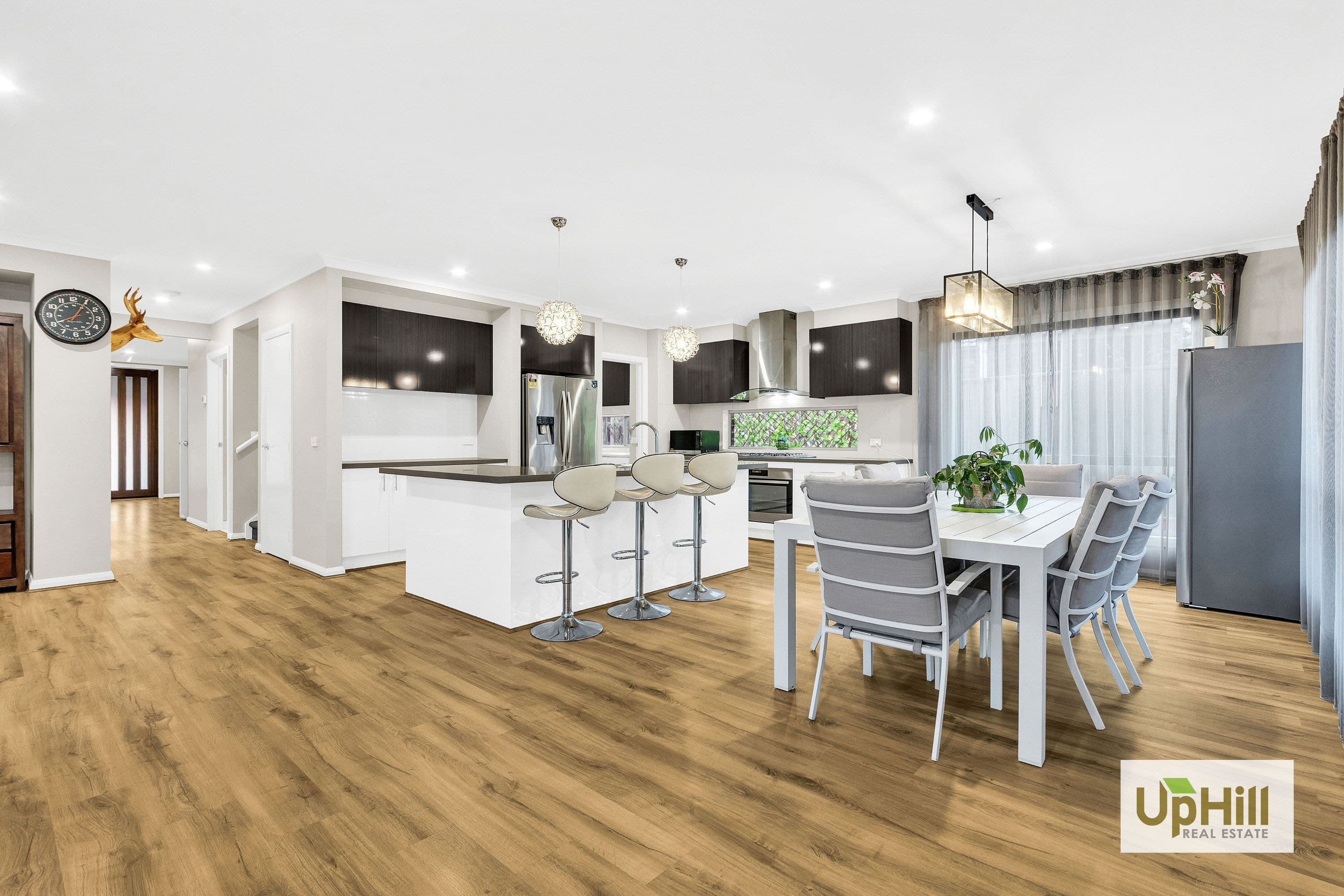 15 Raeburn Drive, Clyde North - Thumbnail 7
