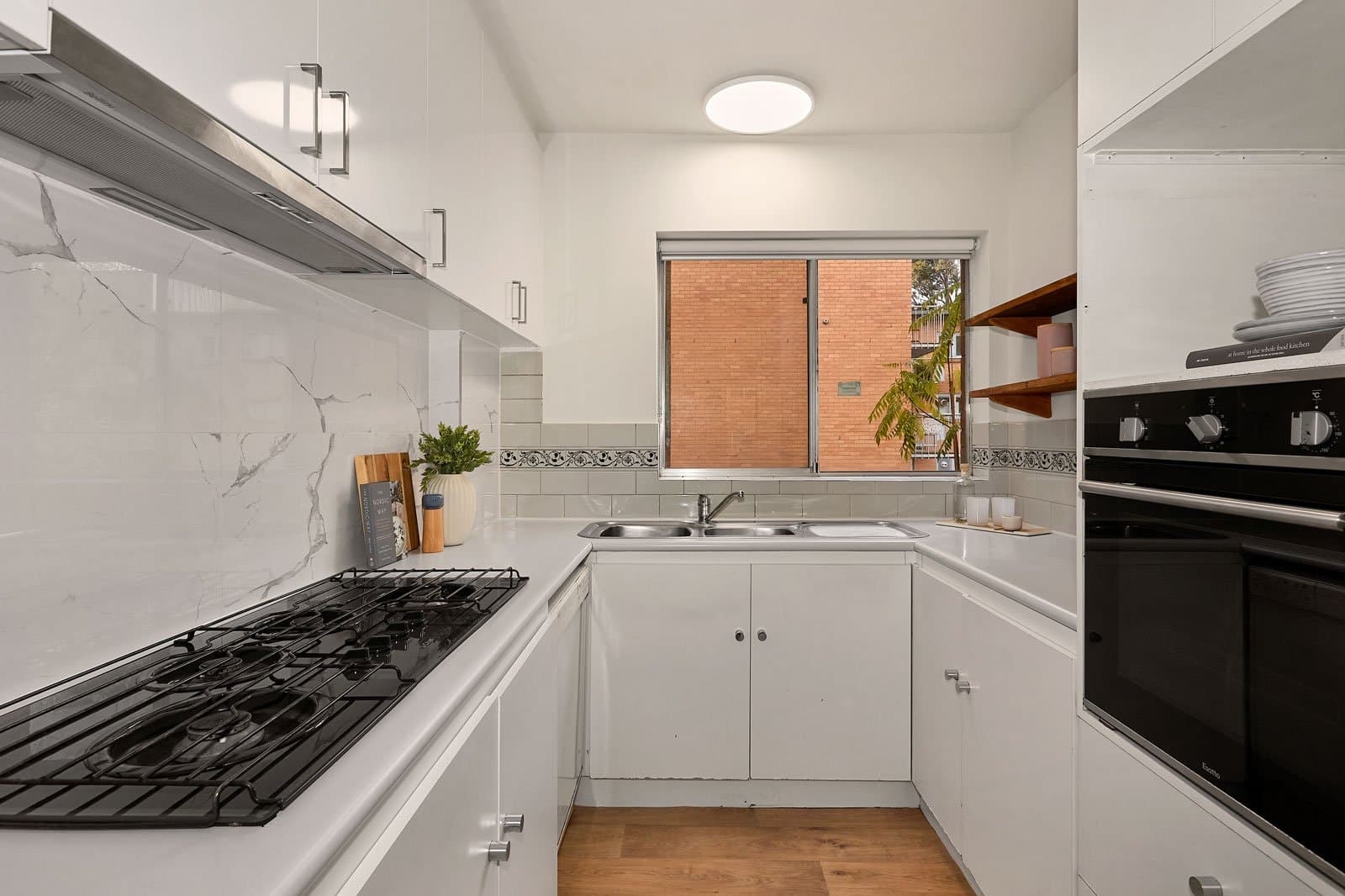 5/37 Haines Street, North Melbourne, North Melbourne - Thumbnail 2