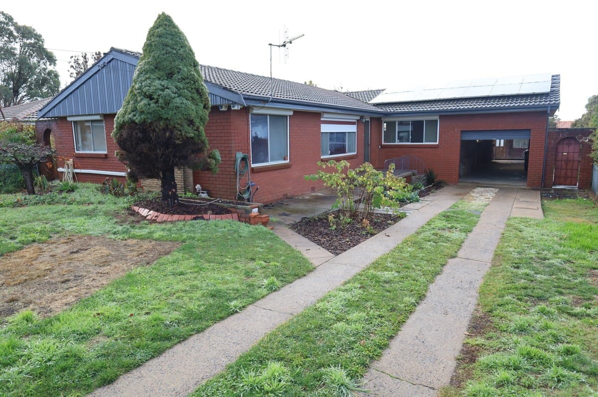25 Lawson Crescent, ORANGE NSW 2800, Orange - Image 1