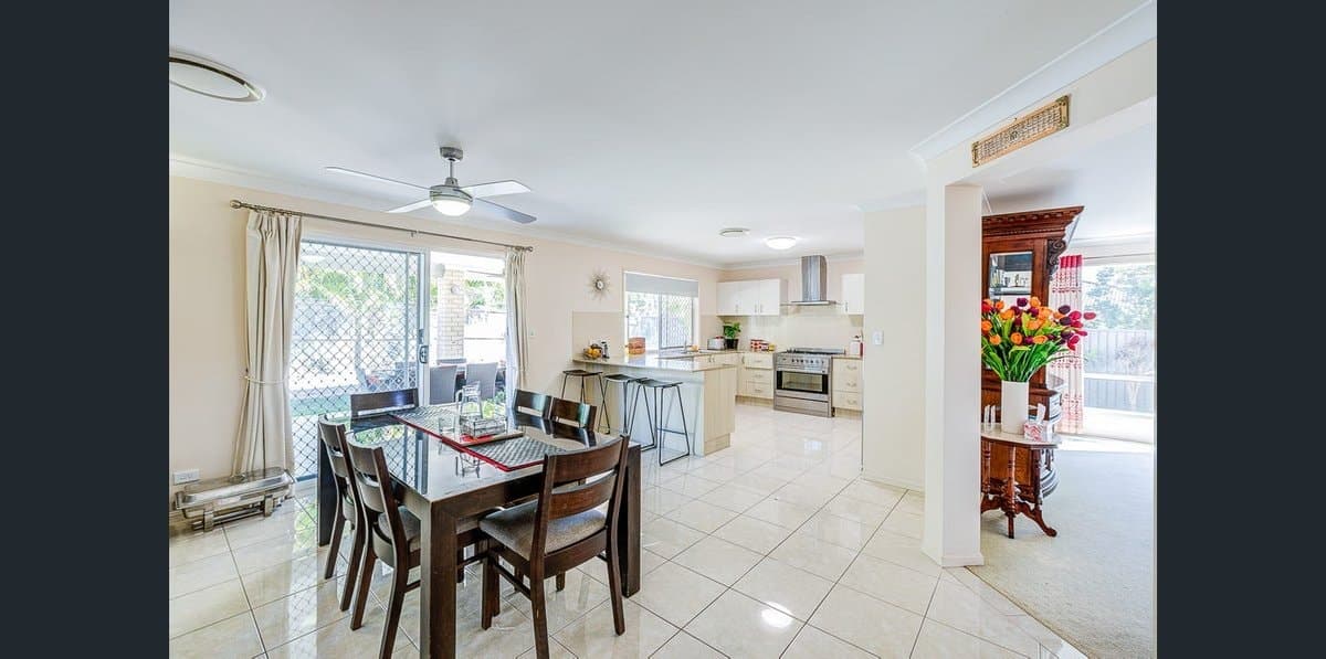 80 Wunburra Circle, PACIFIC PINES QLD 4211, Pacific Pines - Thumbnail 7