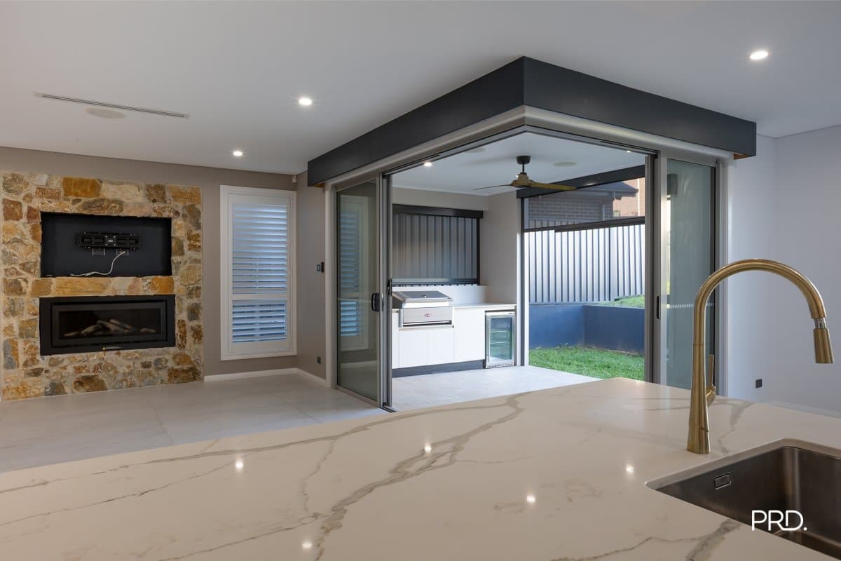 15 Bimbadeen Way, Glenmore Park NSW 2745, Glenmore Park - Thumbnail 6