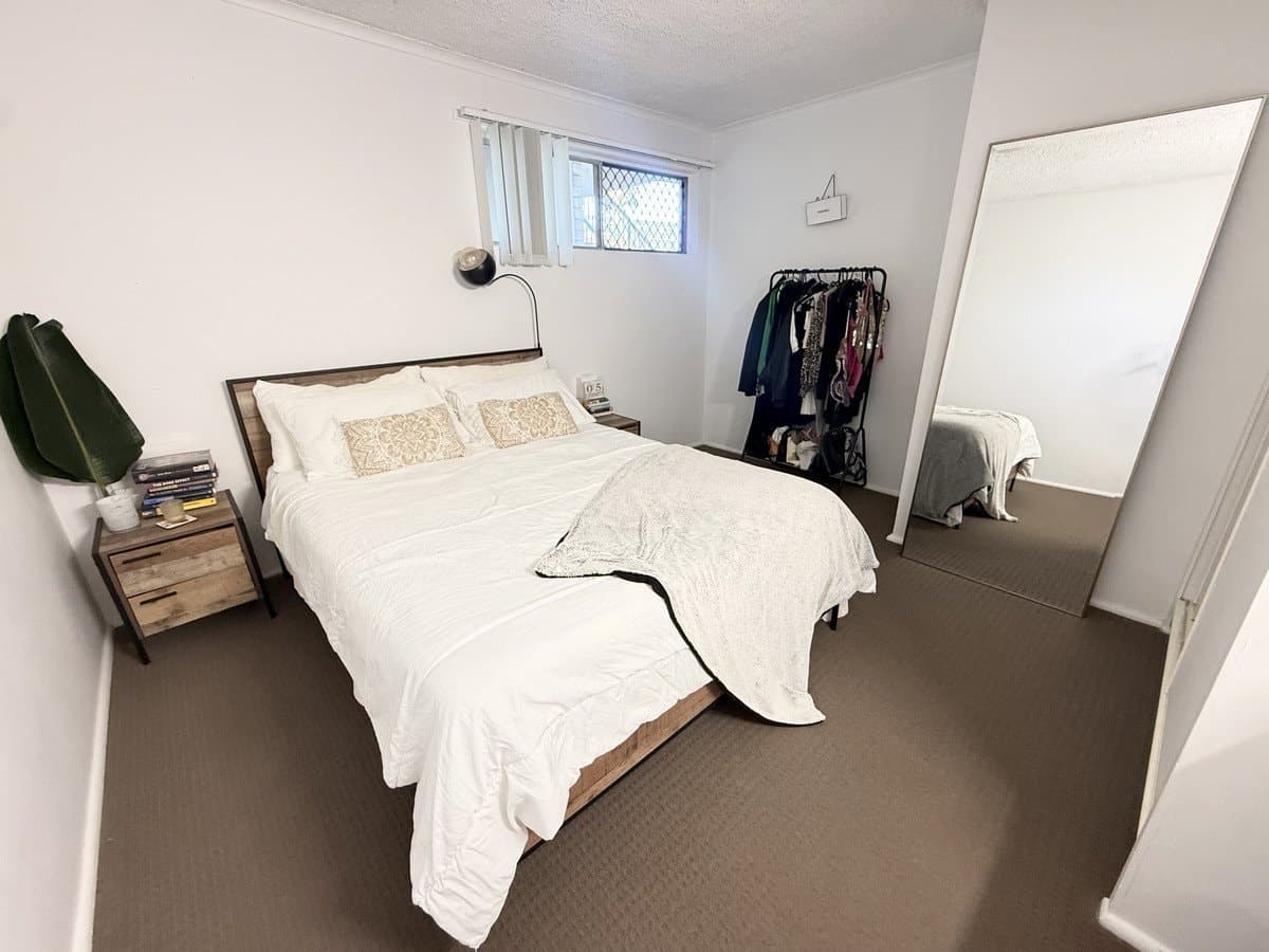 7/74 The Esplanade, Burleigh Heads QLD 4220, Burleigh Heads Property Image - Thumbnail 5