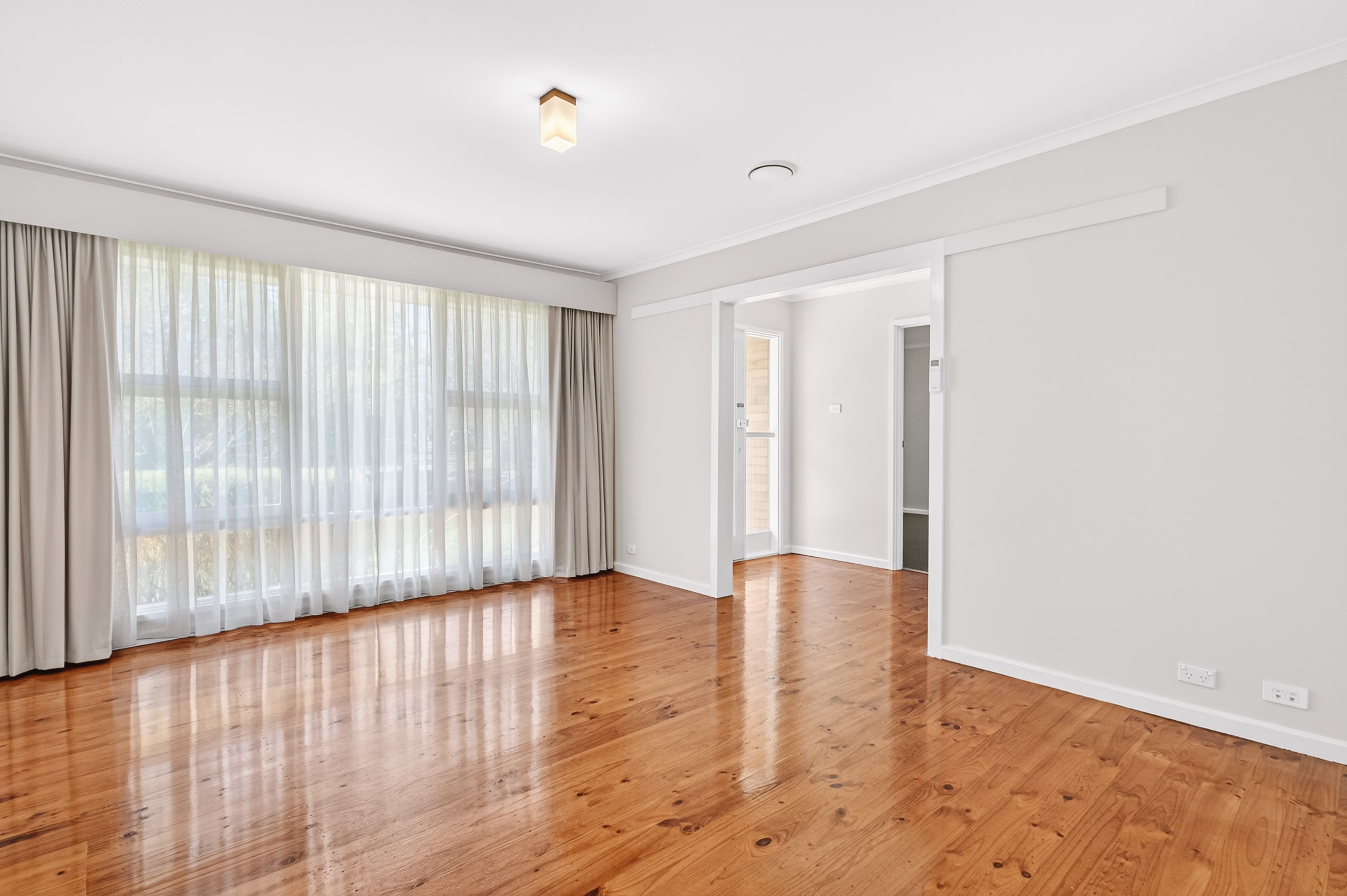 35 Ryan Street, Curtin ACT 2605, Curtin - Thumbnail 5