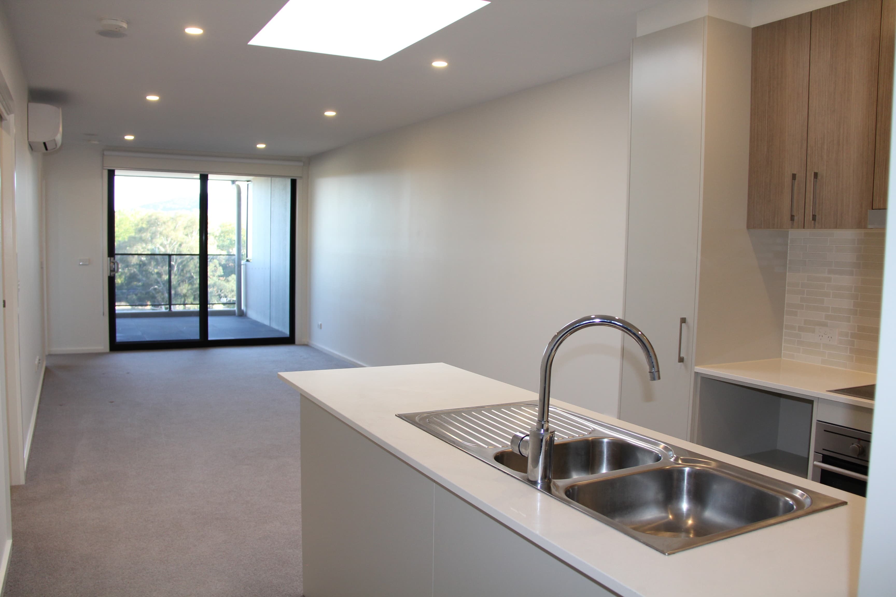 47/111 Canberra Avenue, Griffith ACT 2603, Griffith - Thumbnail 2
