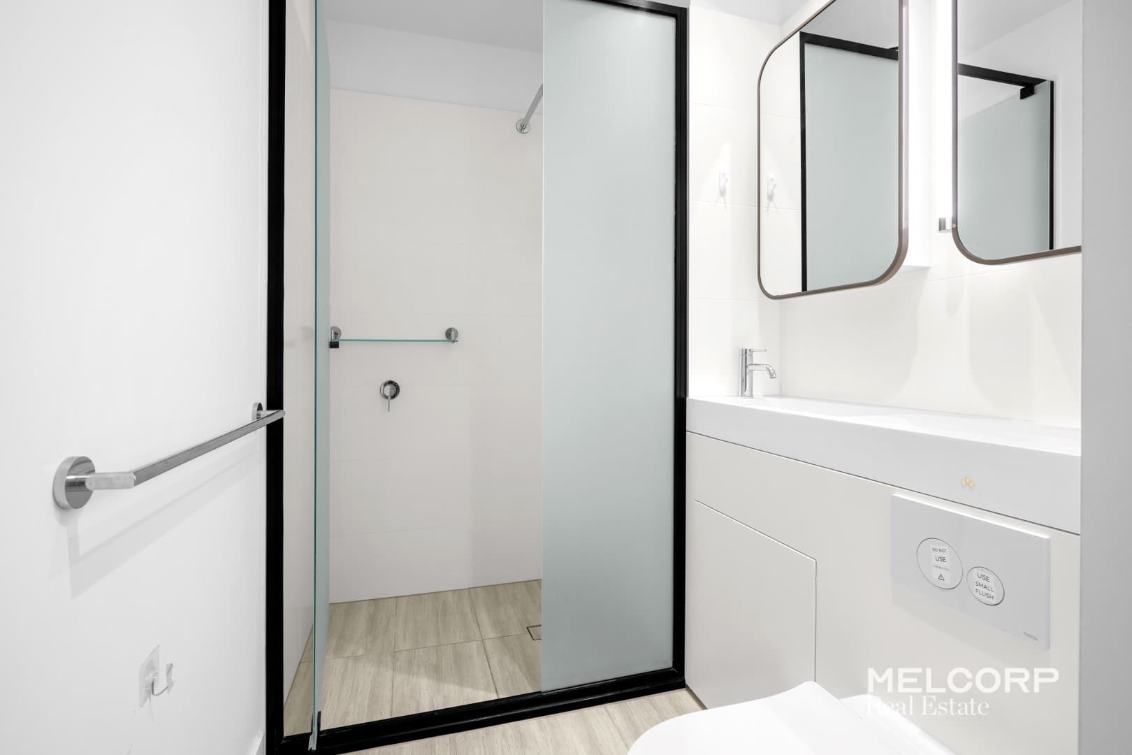 2208/462 Elizabeth Street, Melbourne, VIC 3000, Melbourne - Thumbnail 6