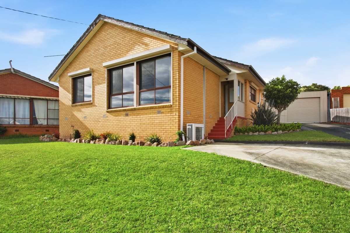 8 Howard Avenue, CHURCHILL VIC 3842, Churchill - Image 1