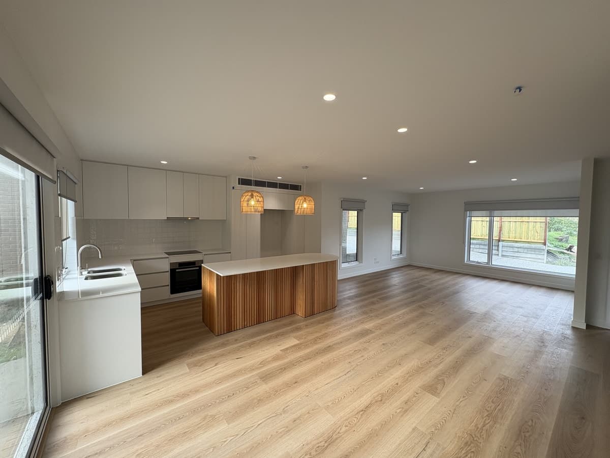42B Hyland Street, Warrnambool VIC 3280, Warrnambool - Thumbnail 3