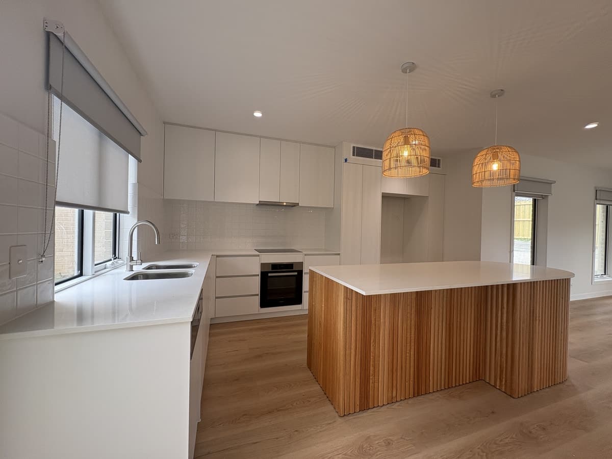 42B Hyland Street, Warrnambool VIC 3280, Warrnambool - Thumbnail 4