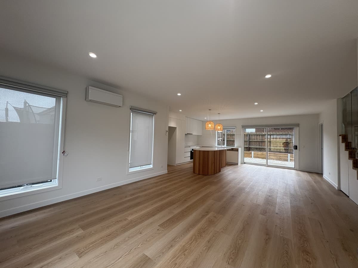 42A Hyland Street, Warrnambool VIC 3280, Warrnambool - Thumbnail 2