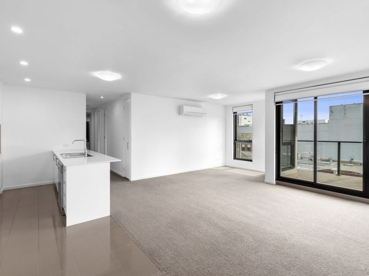 302 / 8-10 McLarty Place, GEELONG VIC 3220, Geelong - Thumbnail 3