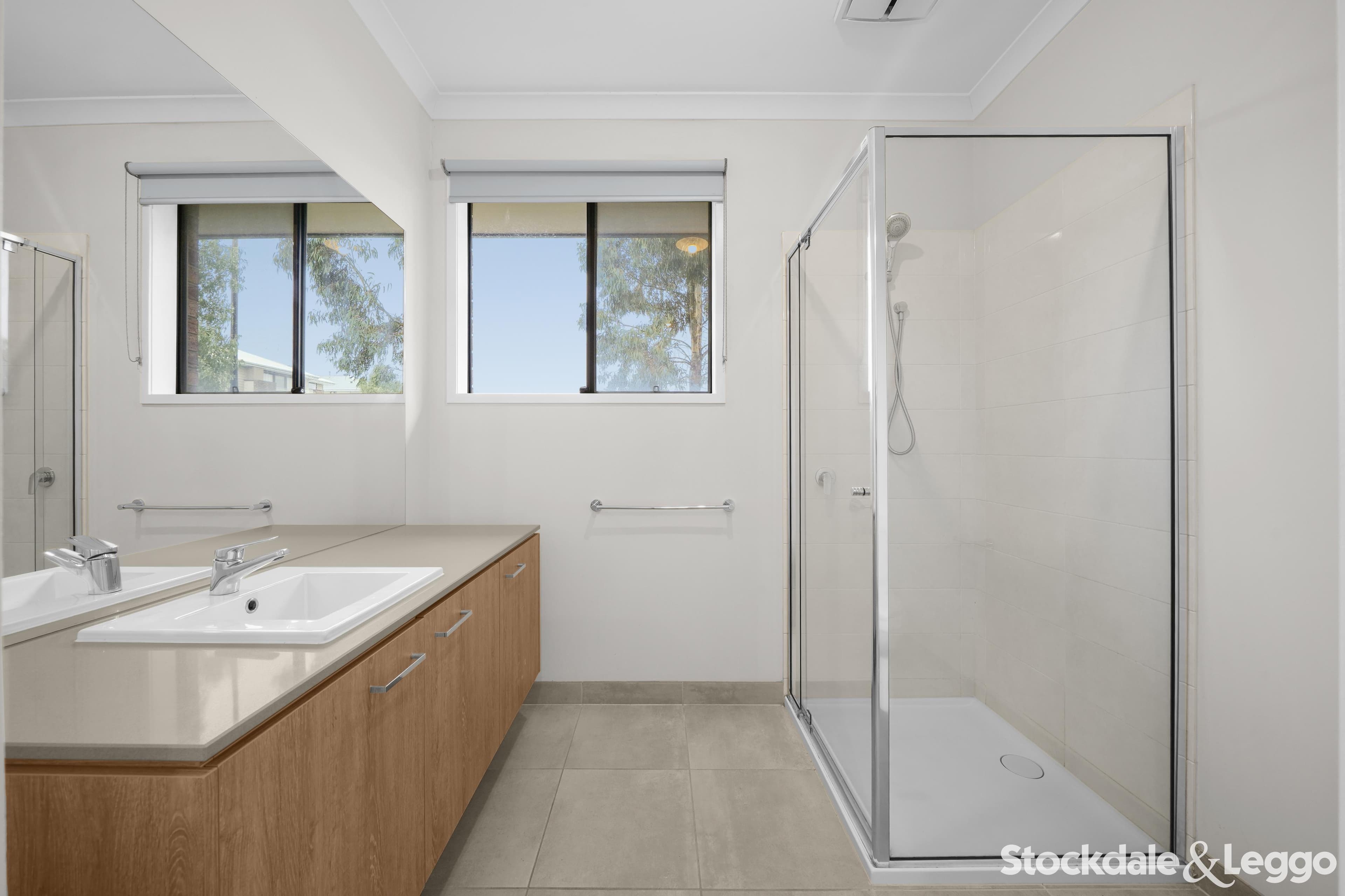 8 Academy Lane, Donnybrook VIC, Donnybrook - Thumbnail 3