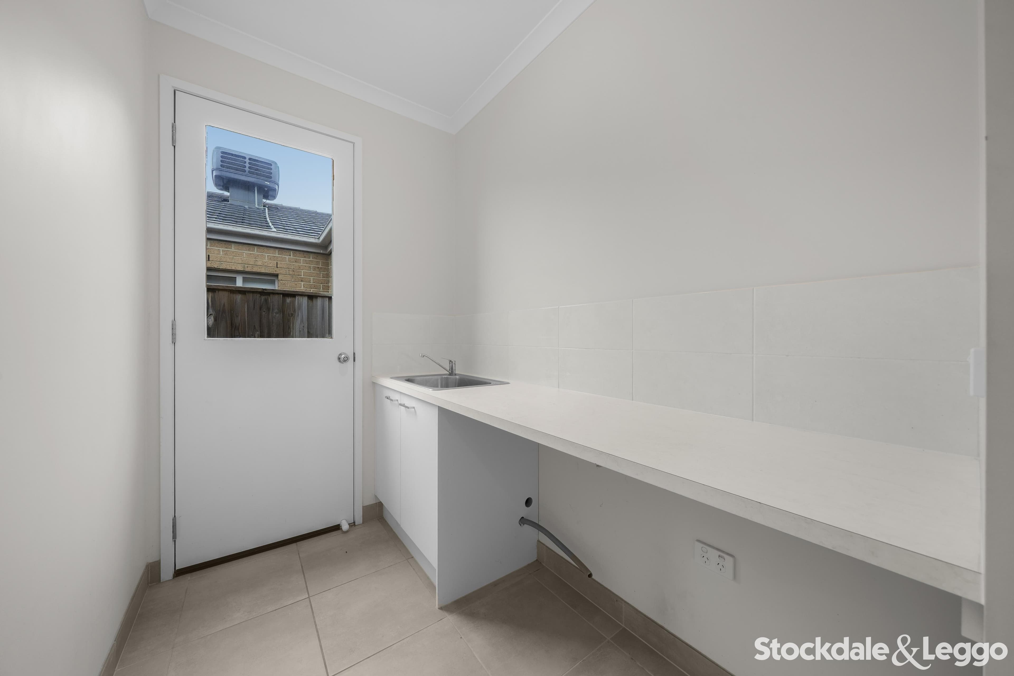 8 Academy Lane, Donnybrook VIC, Donnybrook - Thumbnail 5