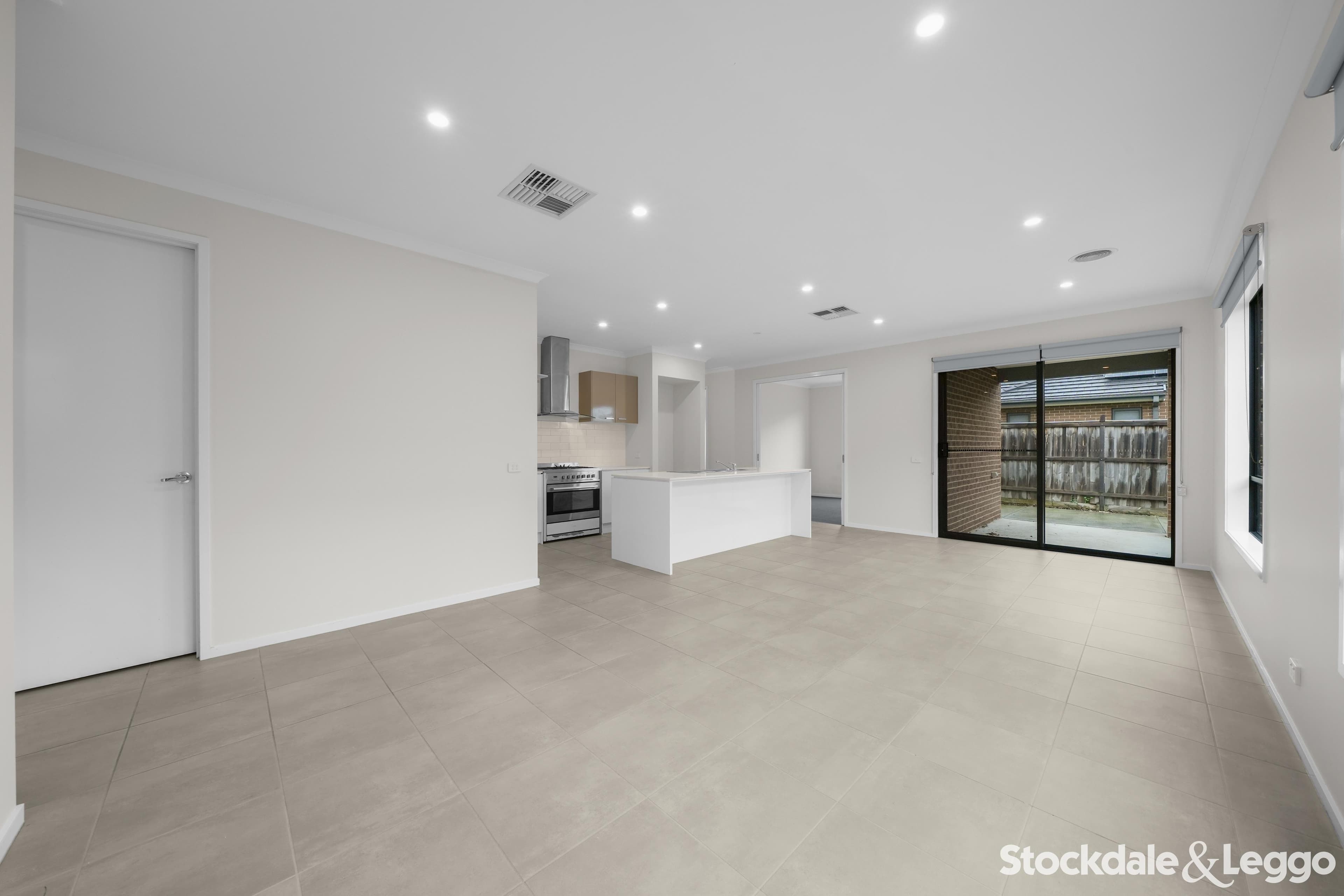 8 Academy Lane, Donnybrook VIC, Donnybrook - Thumbnail 6
