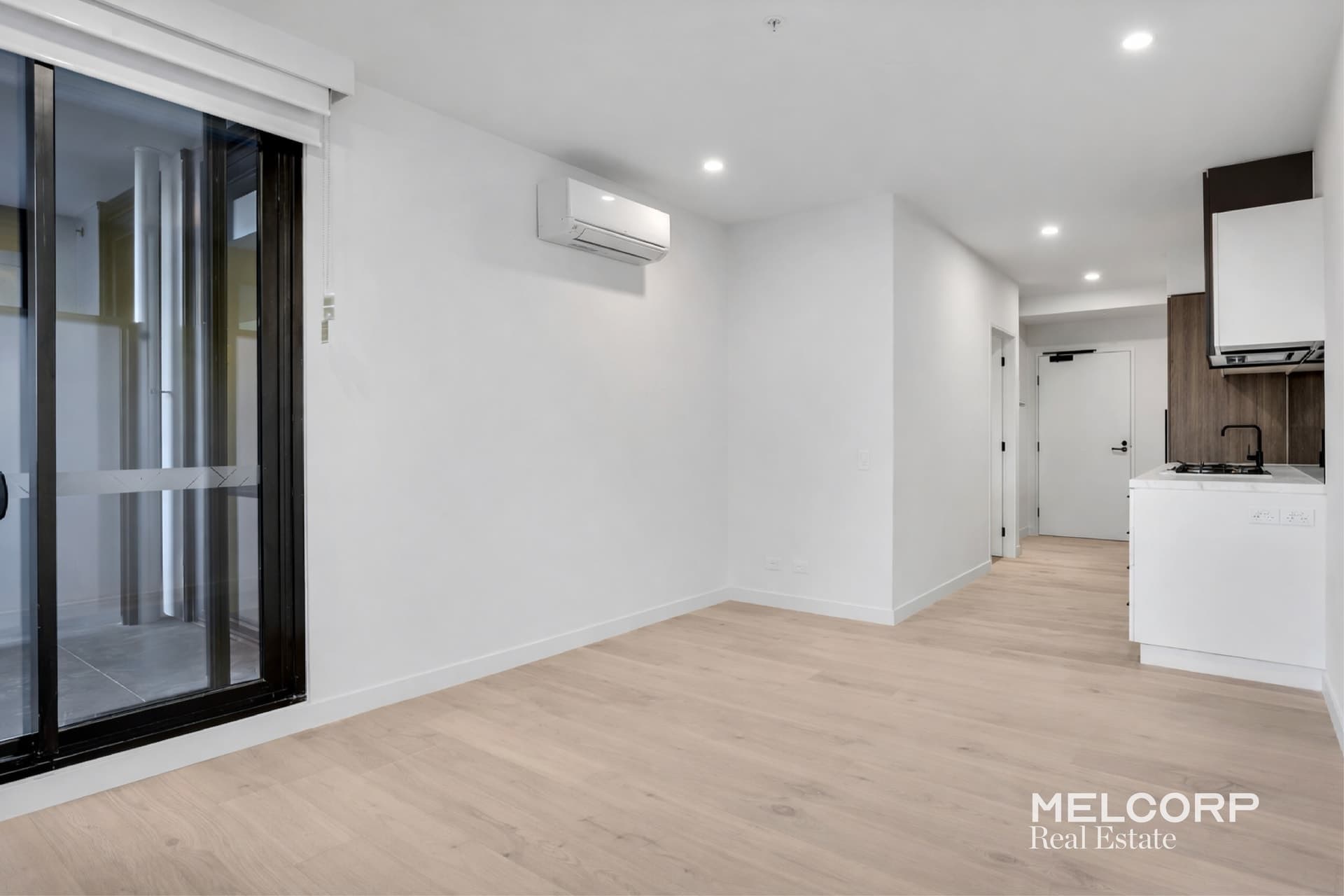 3305/2 Connam Avenue, Clayton, VIC 3168, Clayton - Thumbnail 2