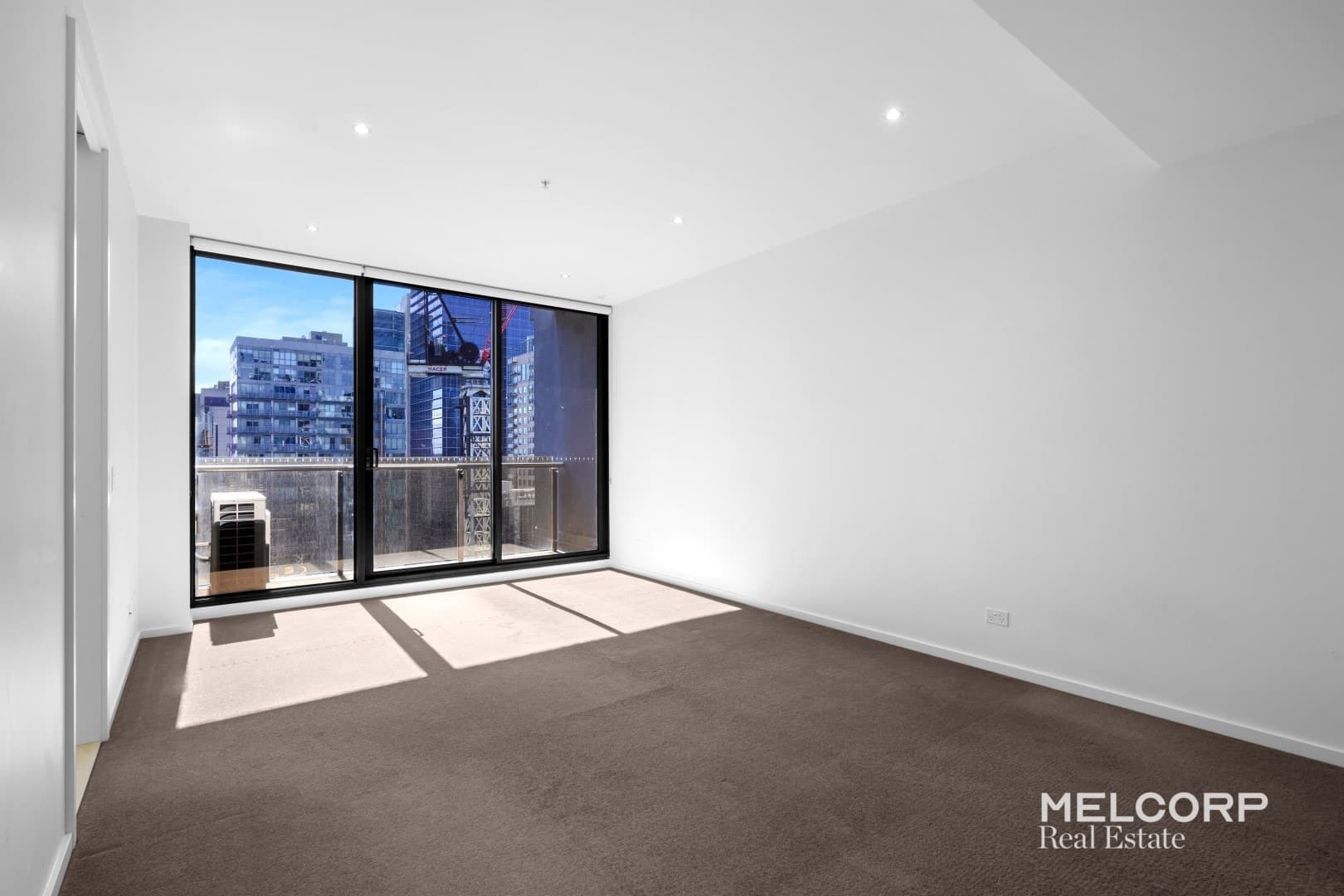 2107/318 Russell Street, Melbourne, VIC 3000, Melbourne - Thumbnail 2