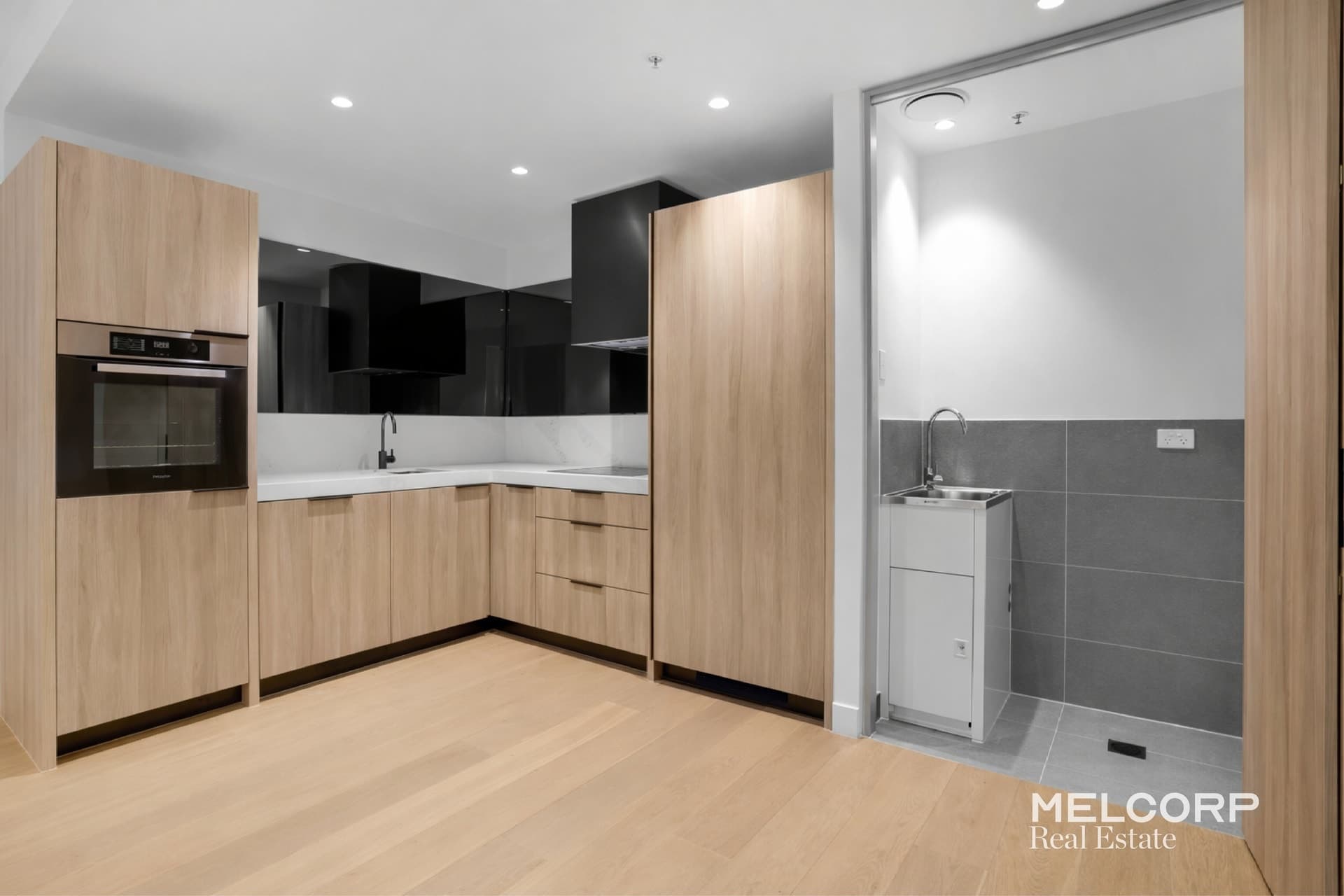 809/18 Claremont Street, South Yarra, VIC 3141, South Yarra - Thumbnail 3