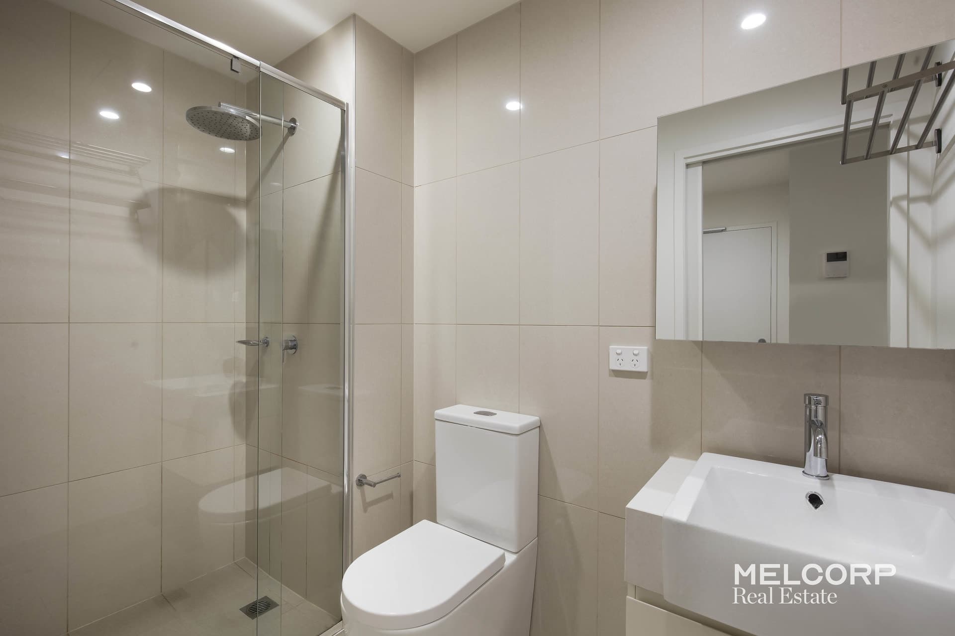 2401/36 La Trobe Street, Melbourne, VIC 3000, Melbourne - Thumbnail 8
