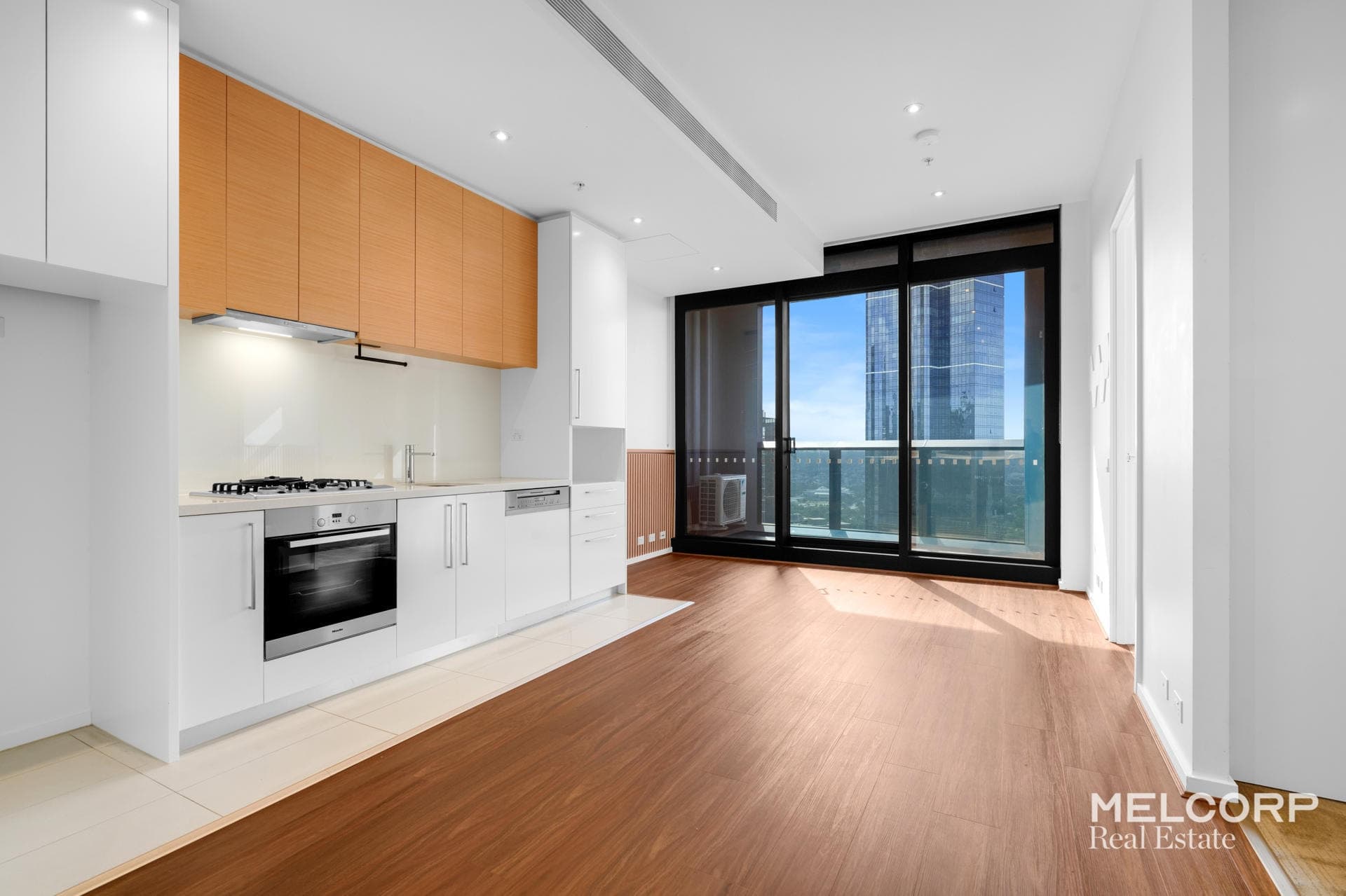 4011/35 Queensbridge Street, Southbank, VIC 3006, Southbank - Thumbnail 2
