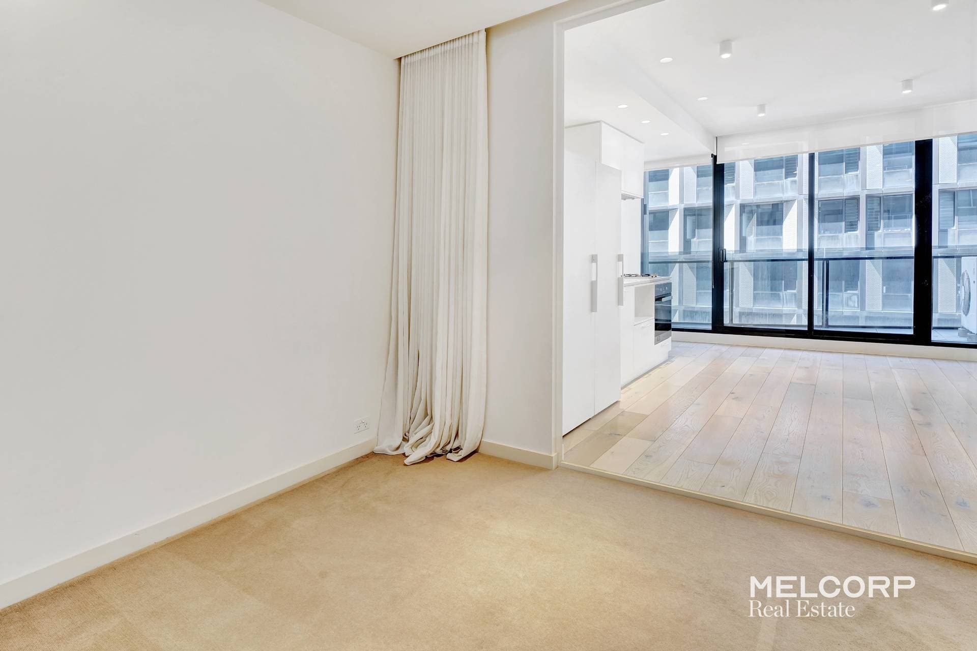 802/3-7 Claremont Street, South Yarra, VIC 3141, South Yarra - Thumbnail 3