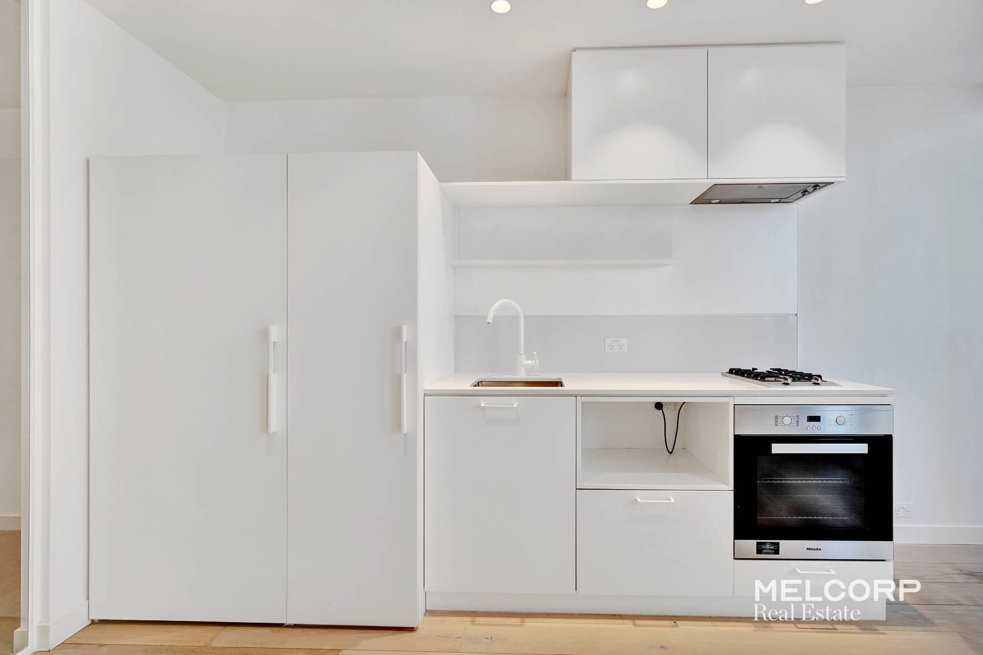 802/3-7 Claremont Street, South Yarra, VIC 3141, South Yarra - Thumbnail 5