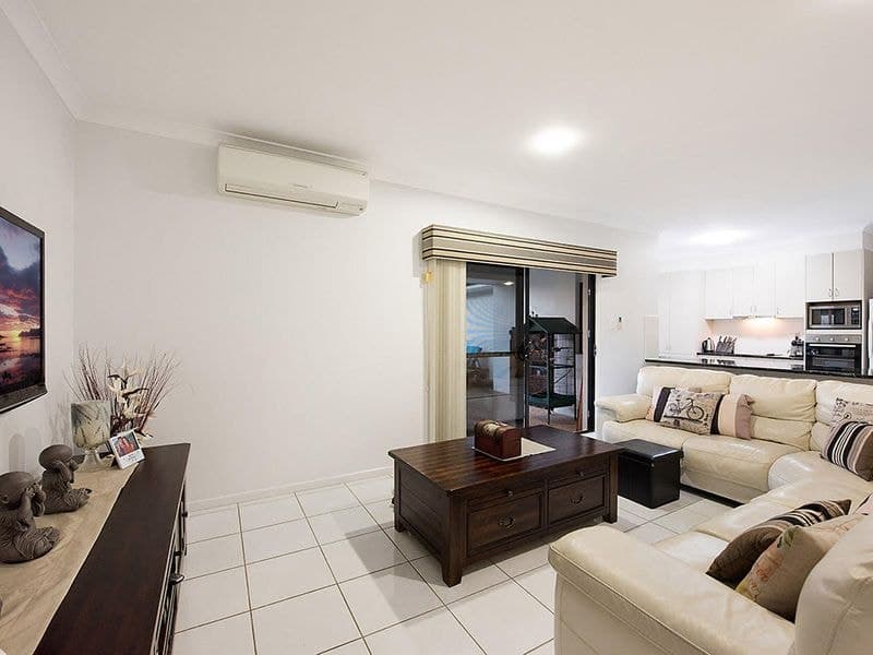 54 PETIGRAIN AVENUE, Palmwoods, Palmwoods - Thumbnail 2