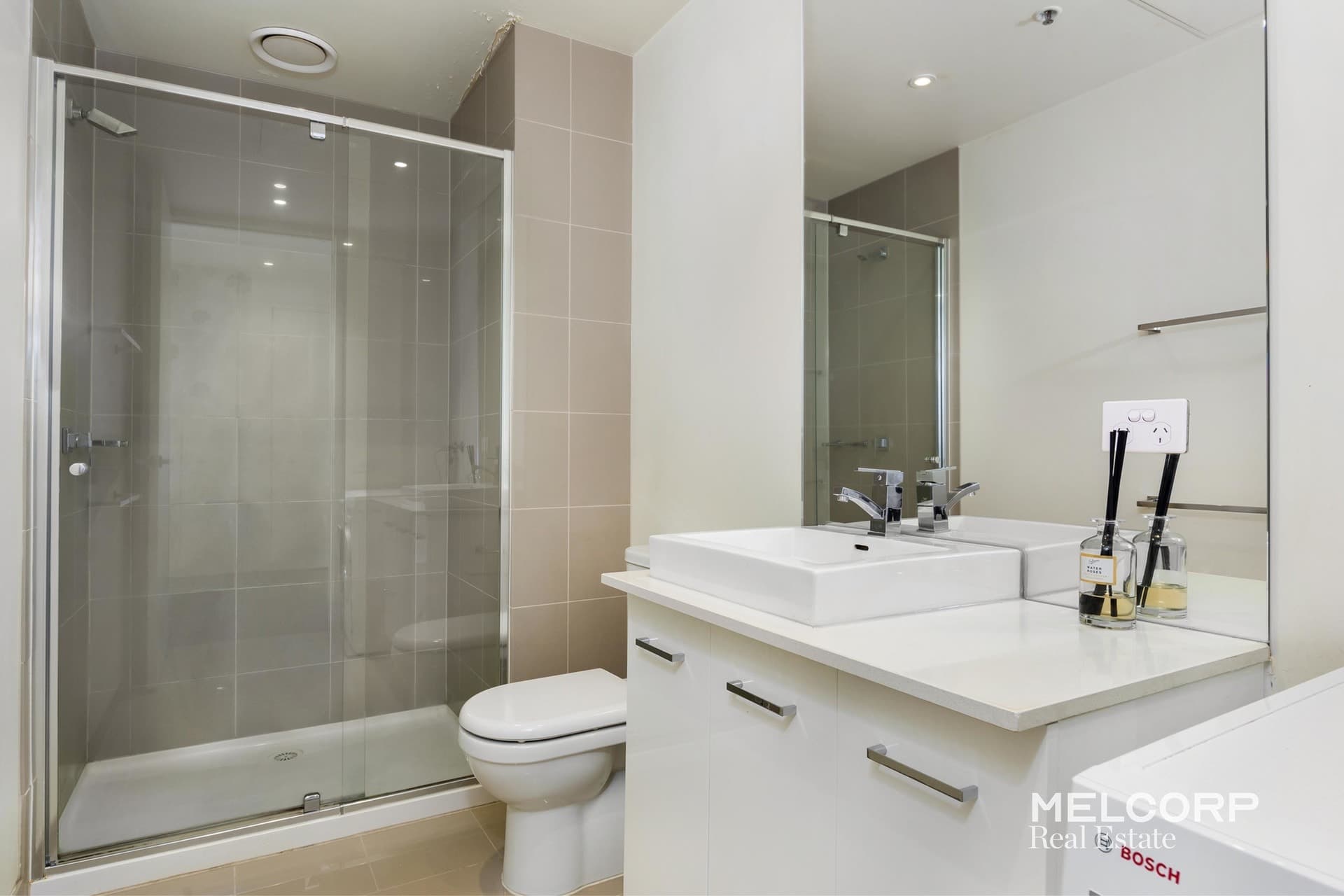 2103/25 Therry Street, Melbourne, VIC 3000, Melbourne - Thumbnail 5