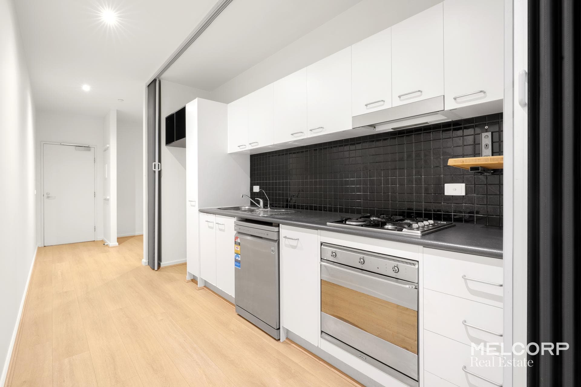 405/87 Franklin Street, Melbourne, VIC 3000, Melbourne - Thumbnail 5