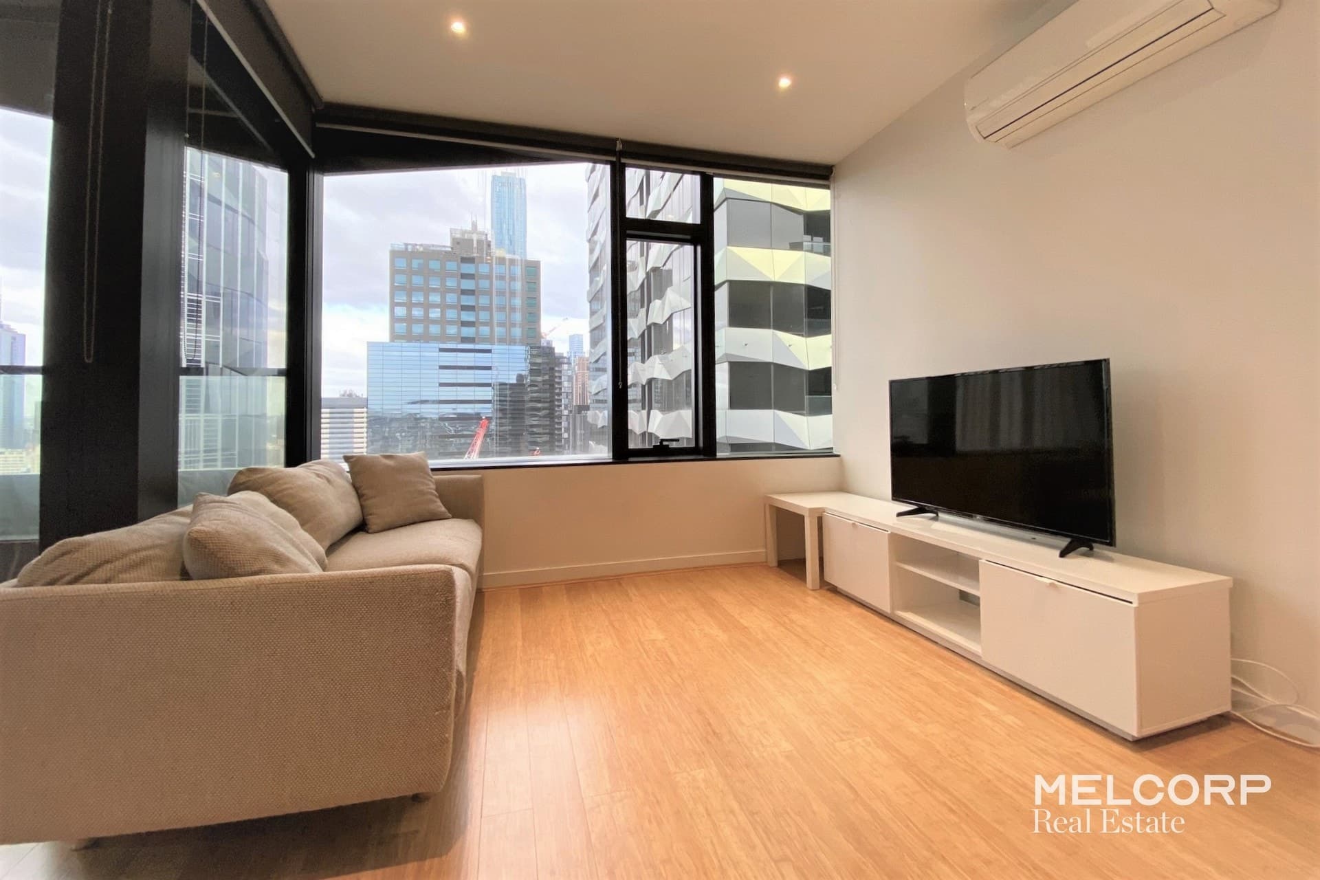 2509/155 Franklin Street, Melbourne, VIC 3000, Melbourne - Thumbnail 2