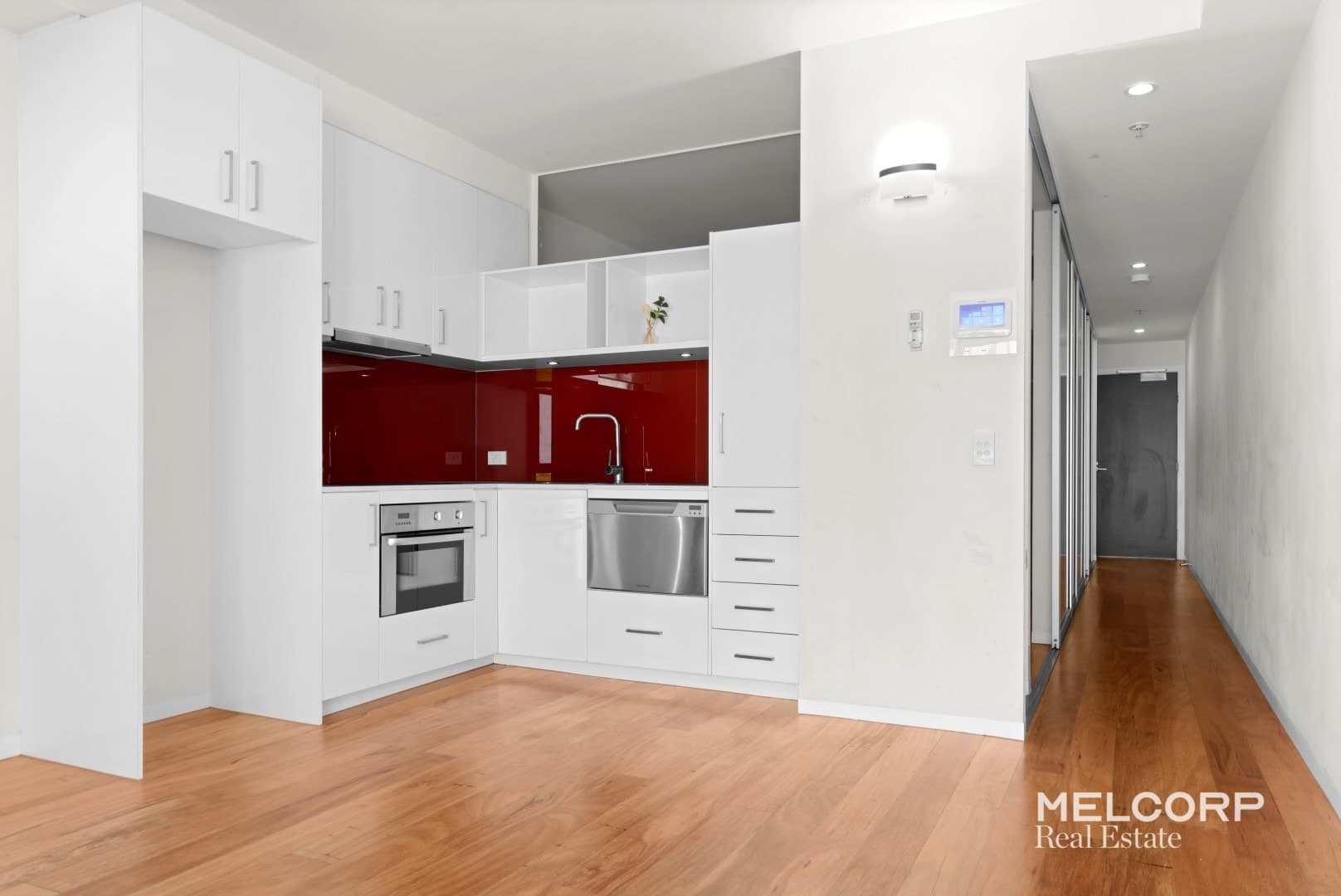 601/18 Russell Place, Melbourne, VIC 3000, Melbourne - Thumbnail 2