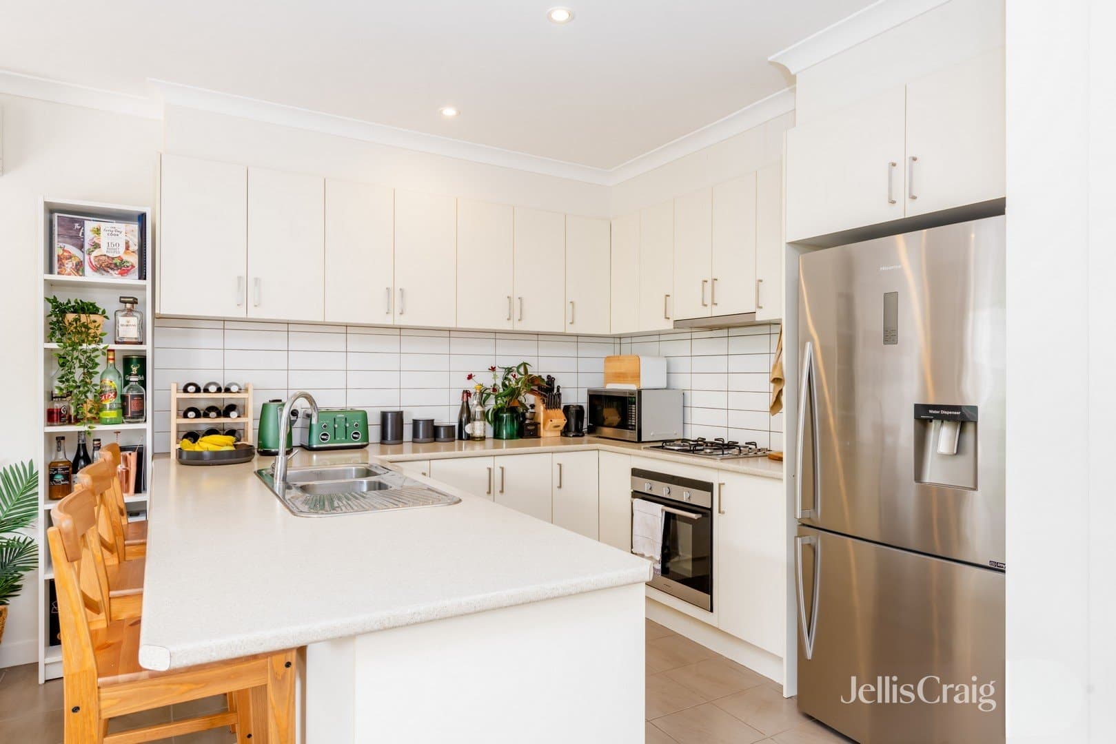 4/6 Miranda Road, Reservoir, Reservoir - Thumbnail 4