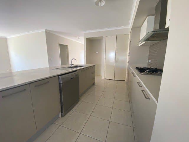8 Plumber Court, Grovedale, Grovedale - Thumbnail 4