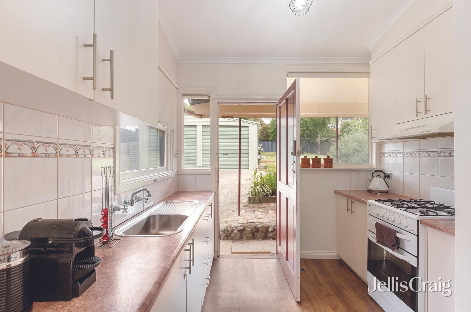 504 Grant Street, Golden Point, Golden Point - Thumbnail 3
