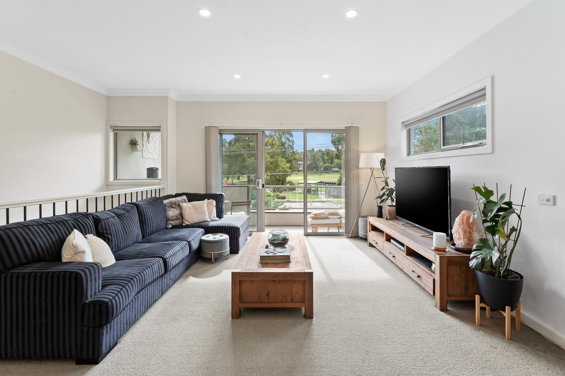 5 Adriana Close, Mooroolbark, Mooroolbark - Thumbnail 3