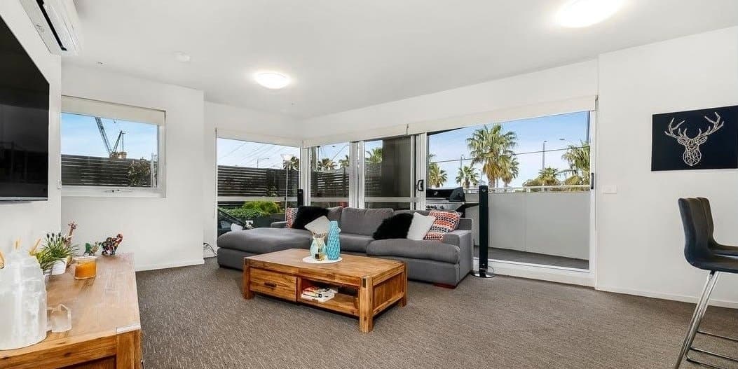 101/95 Warrigal Road, Hughesdale, Hughesdale - Thumbnail 3