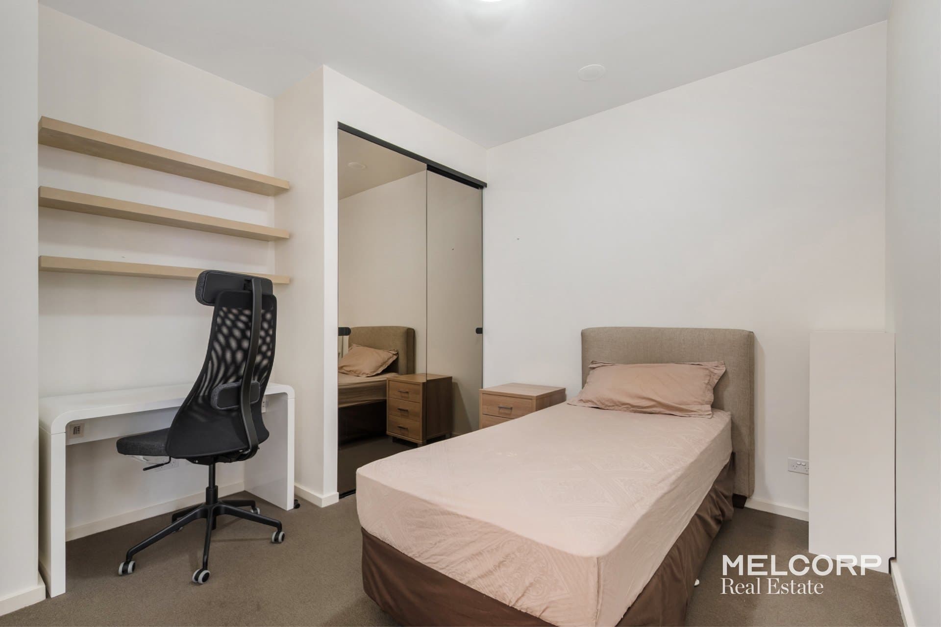 1711/25 Therry Street, Melbourne, VIC 3000, Melbourne - Thumbnail 4