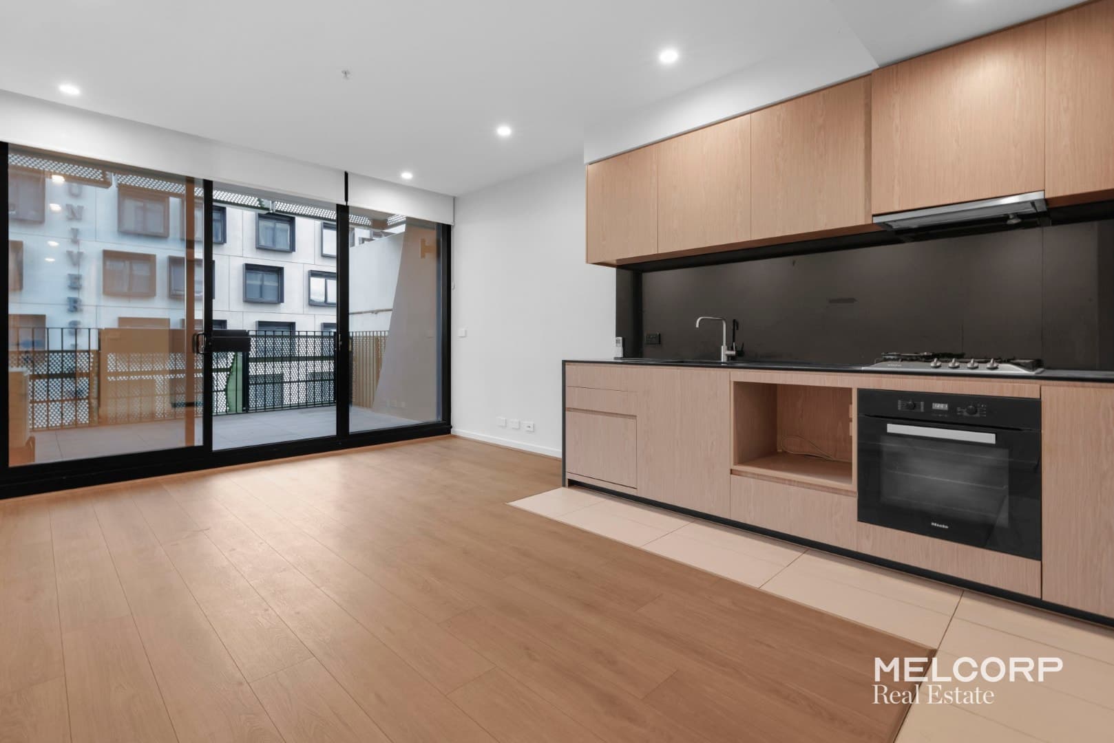 1008/151 Berkeley Street, Melbourne, VIC 3000, Melbourne - Thumbnail 8