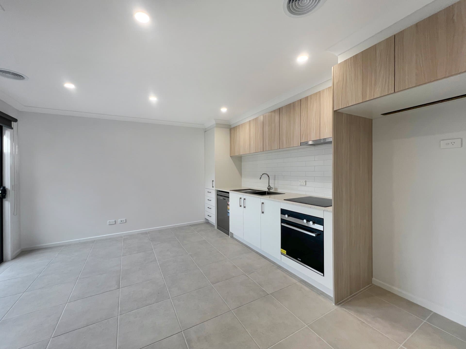 22 Beveridge Circuit, Armstrong Creek, Armstrong Creek - Thumbnail 5