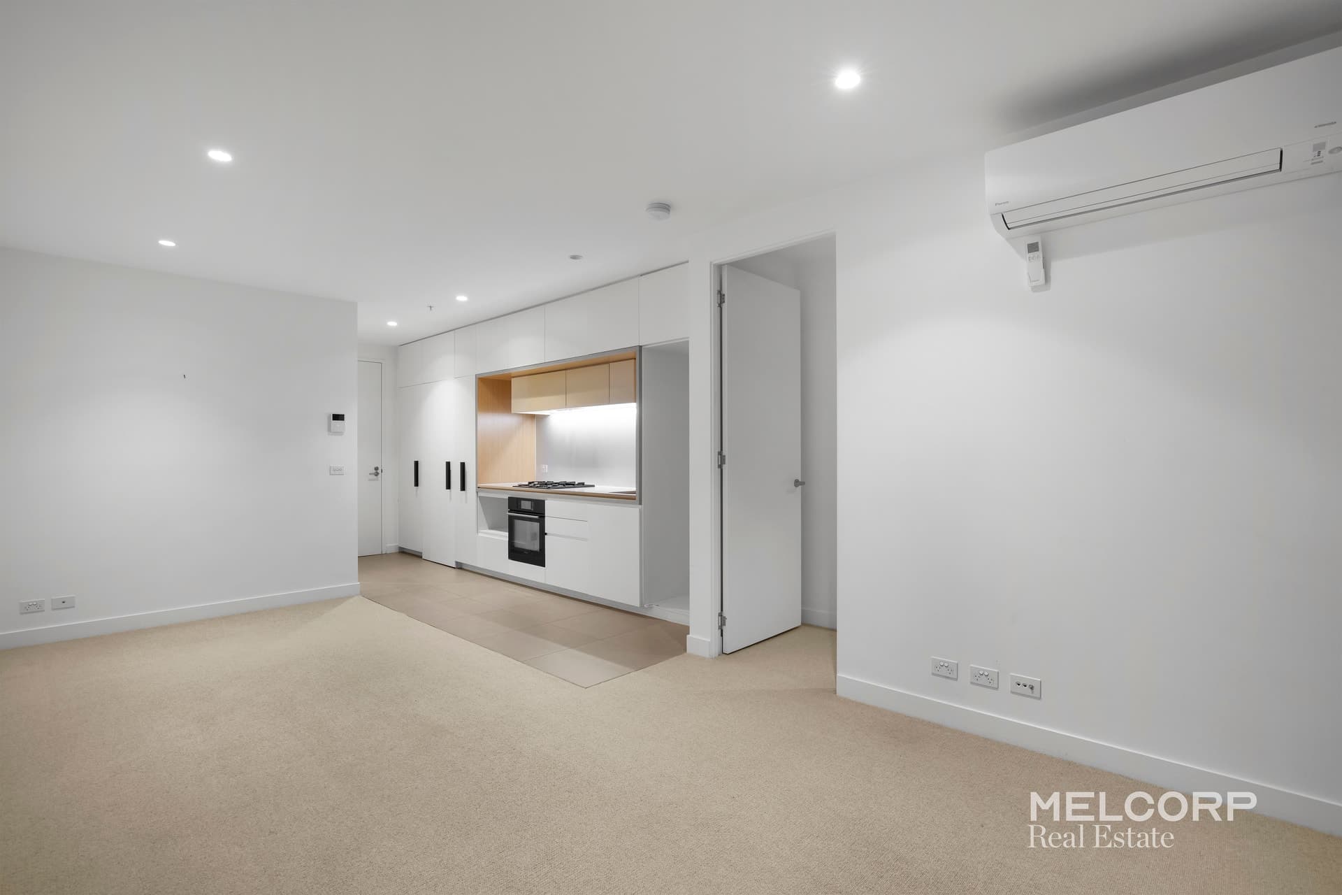709/421 Docklands Drive, Docklands, VIC 3008, Docklands - Thumbnail 4