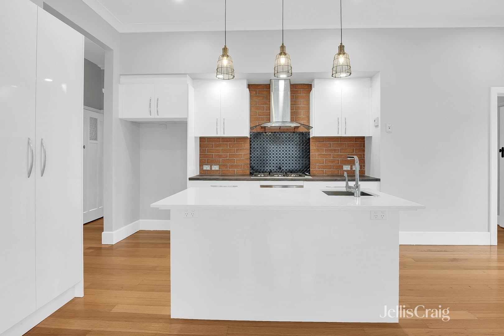 Rent: $800 pw 268 O'Hea Street, Pascoe Vale South, Pascoe Vale South - Thumbnail 6