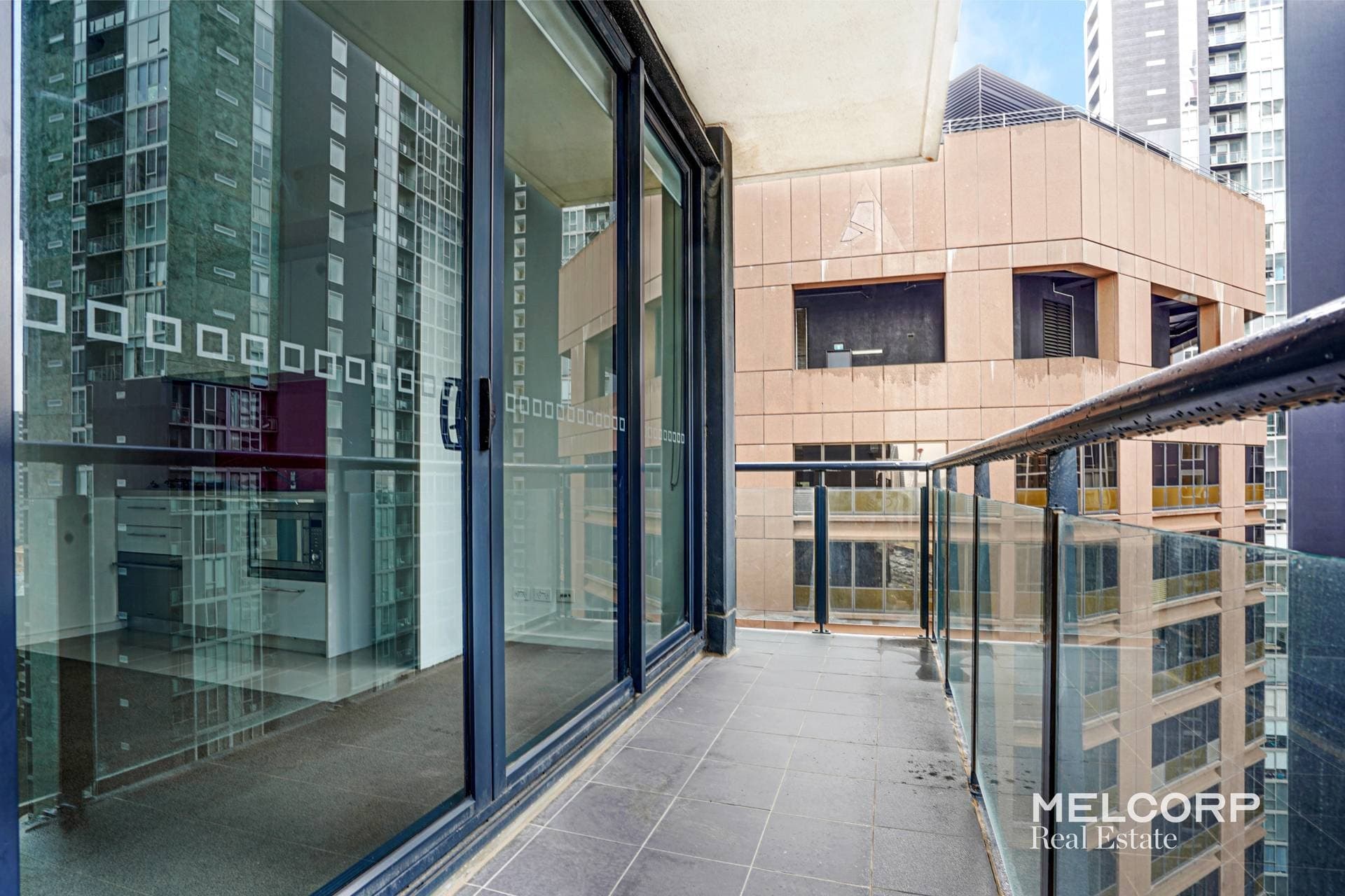 2007/25 Therry Street, Melbourne, VIC 3000, Melbourne - Thumbnail 3
