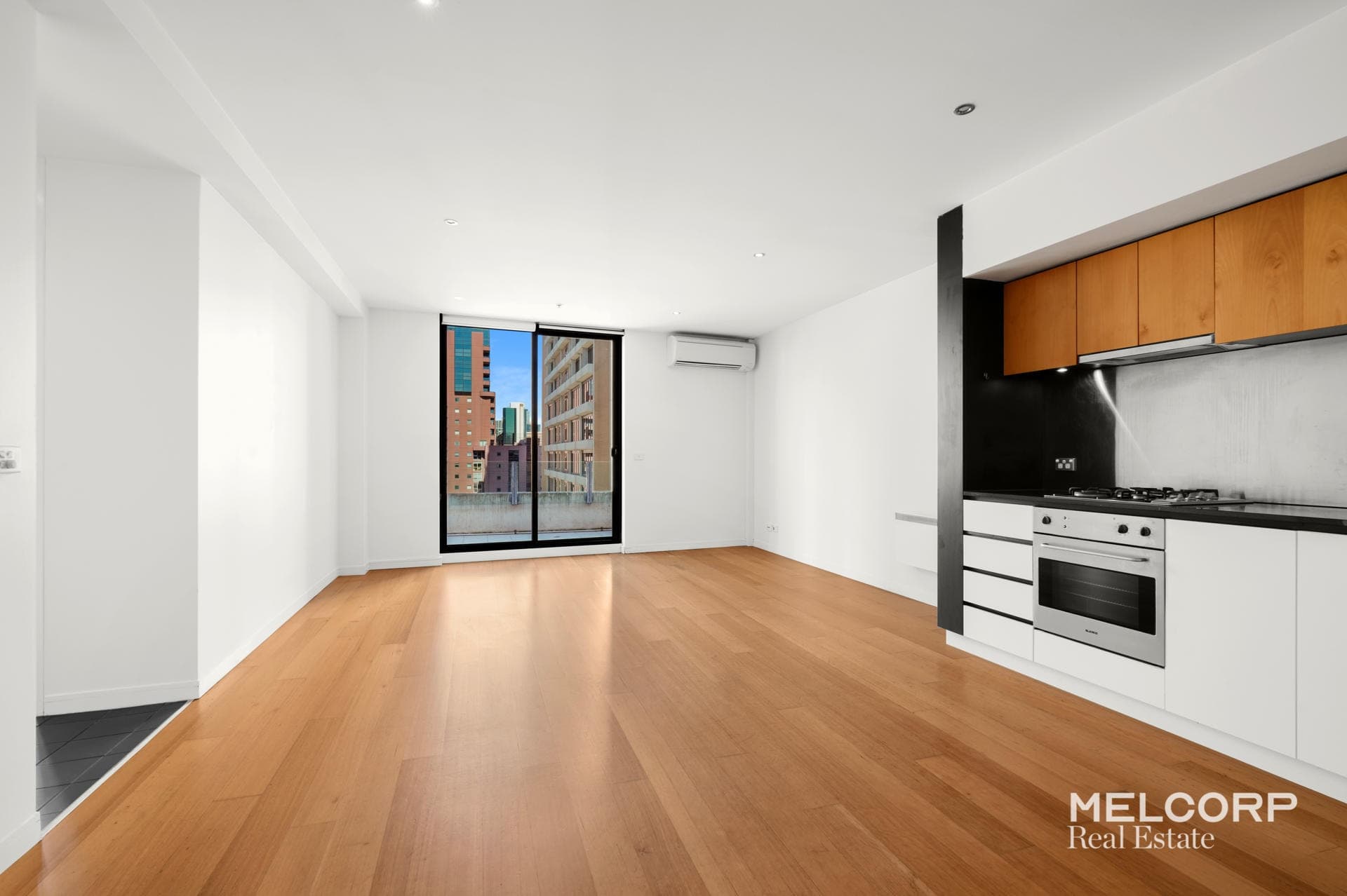 801/16 Liverpool Street, Melbourne, VIC 3000, Melbourne - Thumbnail 2