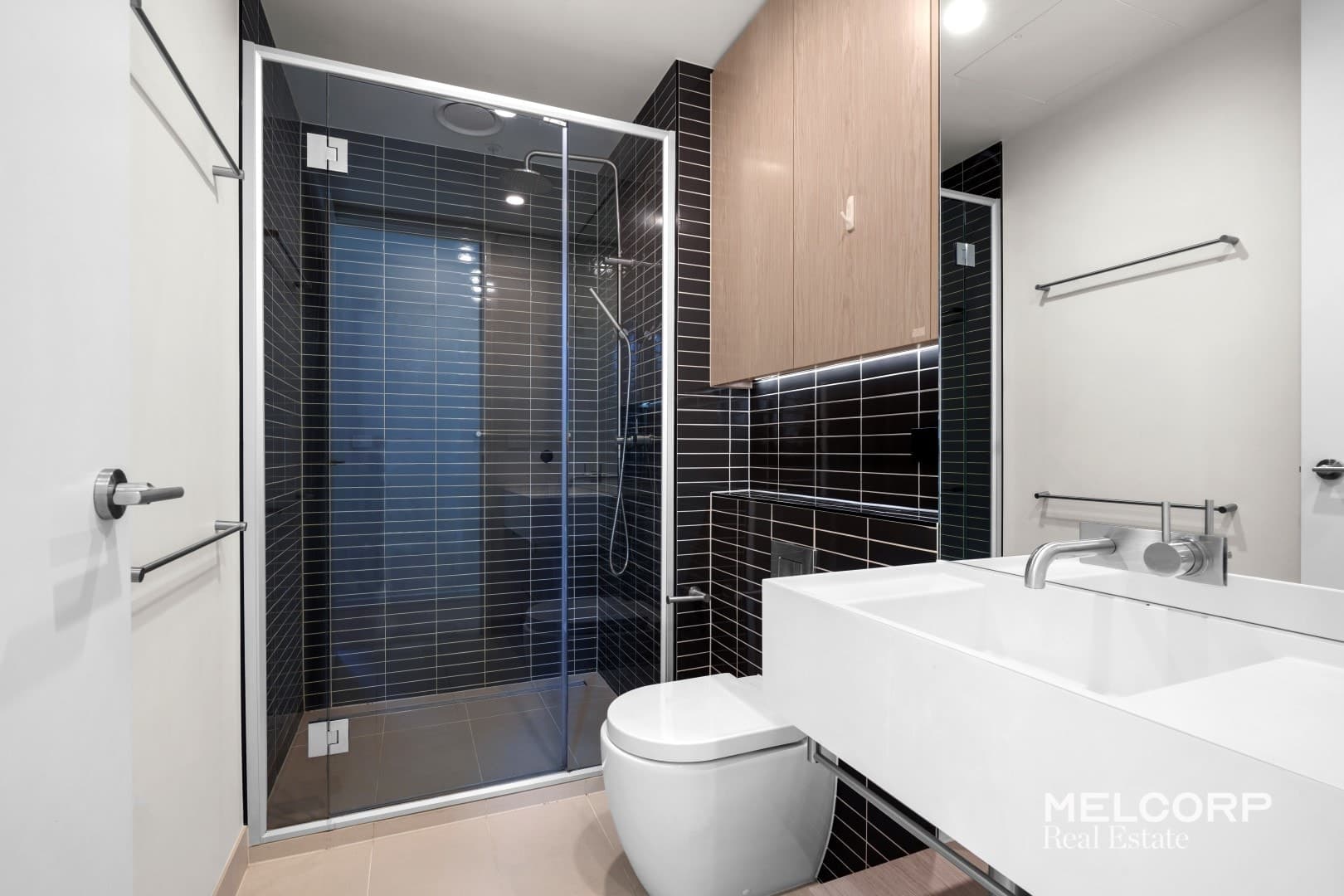 904/151 Berkeley Street, Melbourne, VIC 3000, Melbourne - Thumbnail 8