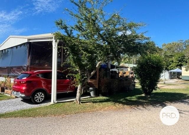 69 James St, BOYNE ISLAND QLD 4680, Boyne Island - Thumbnail 2