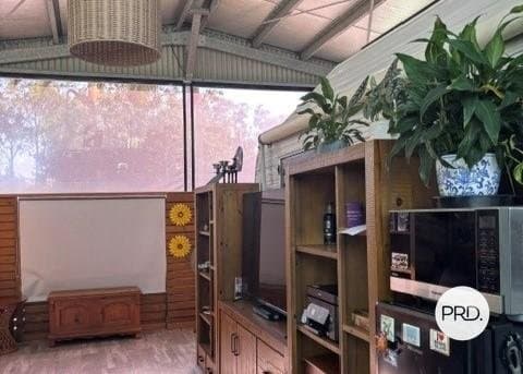 69 James St, BOYNE ISLAND QLD 4680, Boyne Island - Thumbnail 3